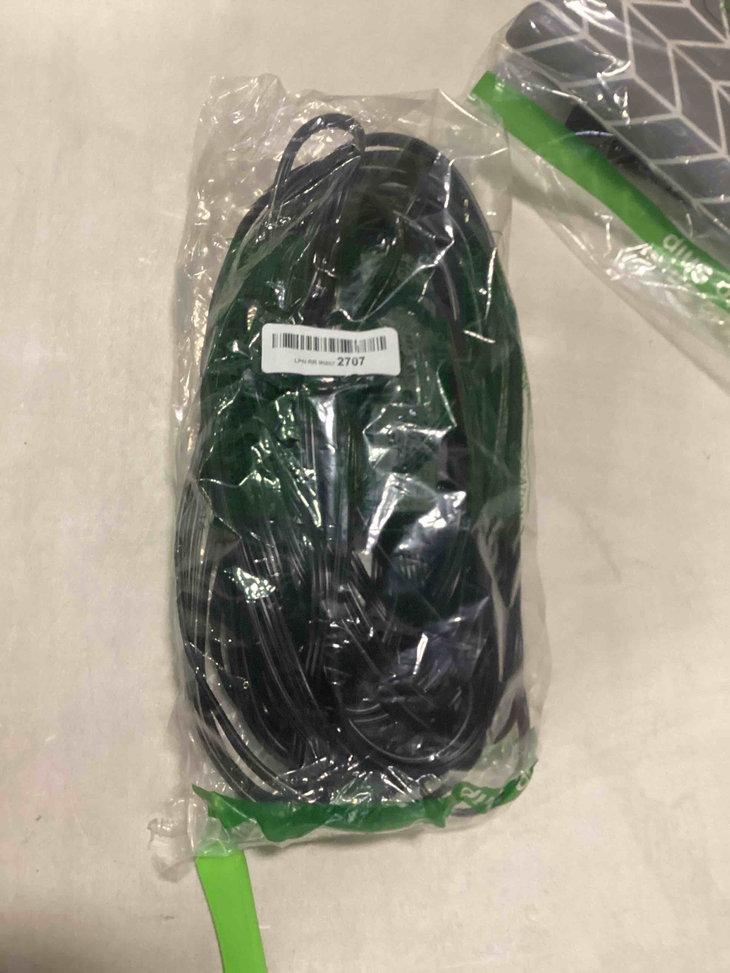 https://s3.amazonaws.com/lotting-images-prod/bidfta/RED6511826_1717077361277.jpeg