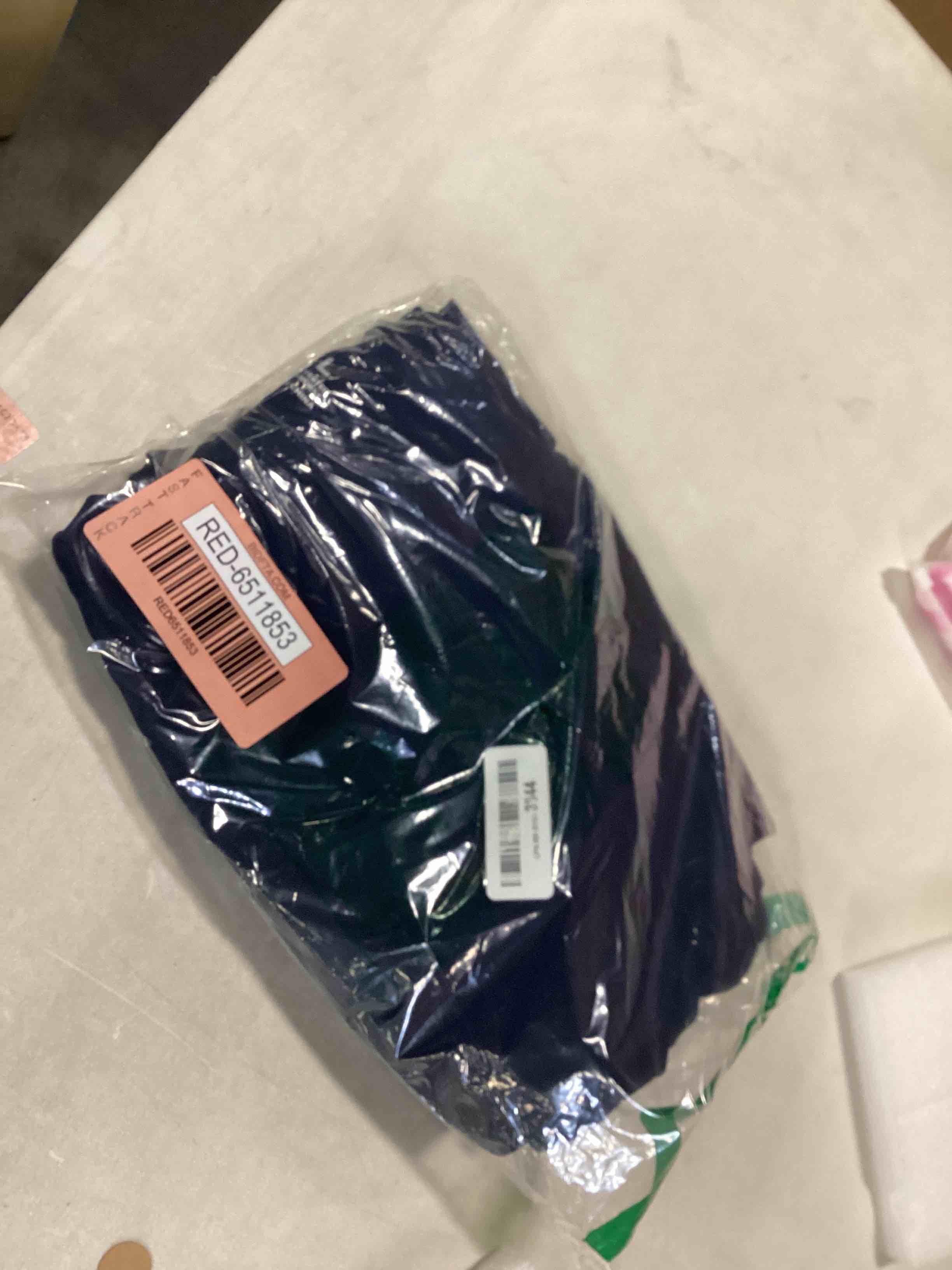 https://s3.amazonaws.com/lotting-images-prod/bidfta/RED6511853_1717081134077.jpeg