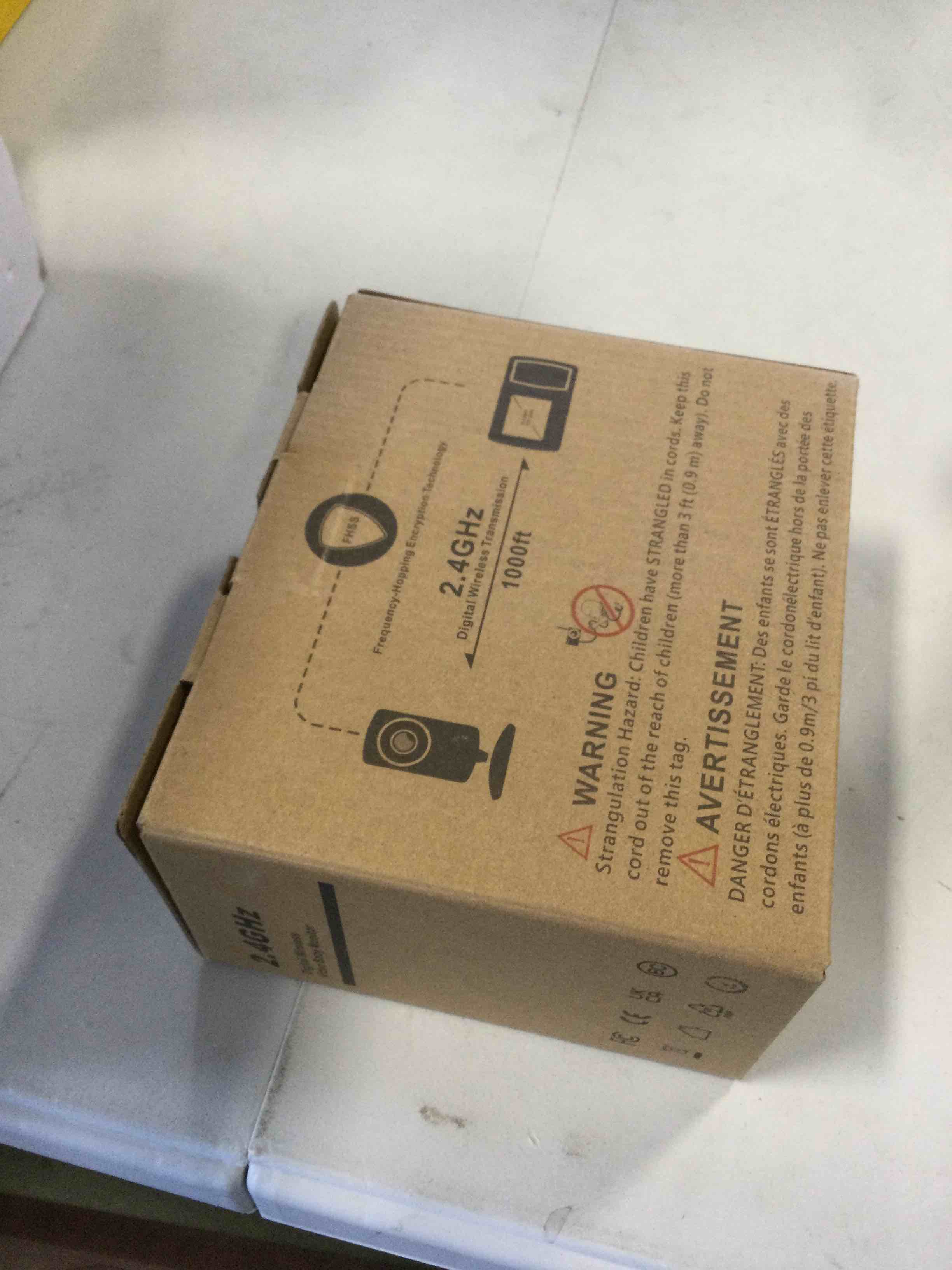 https://s3.amazonaws.com/lotting-images-prod/bidfta/RED6512488_1718464327756.jpeg