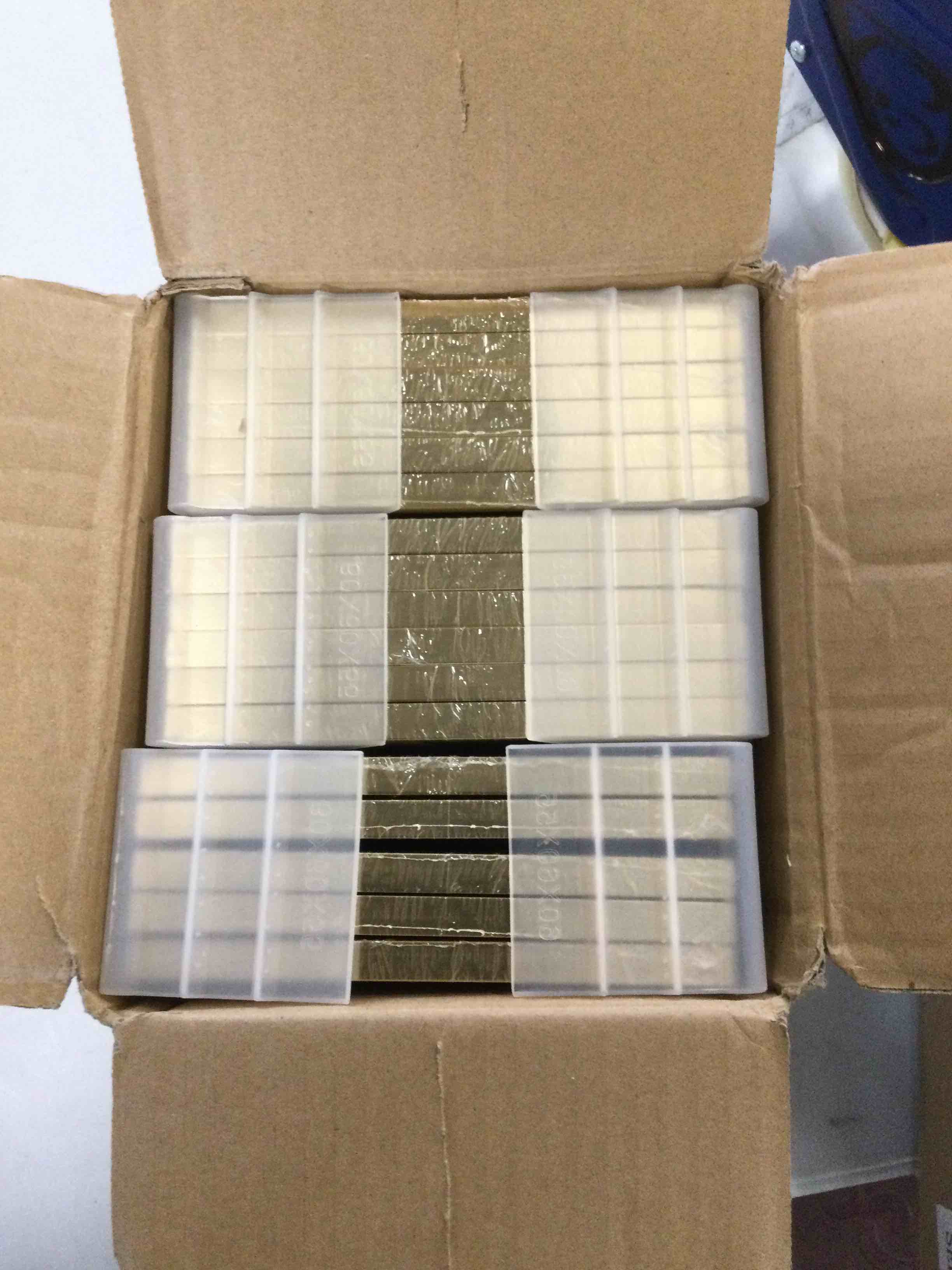 https://s3.amazonaws.com/lotting-images-prod/bidfta/RED6513358_1718832604444.jpeg