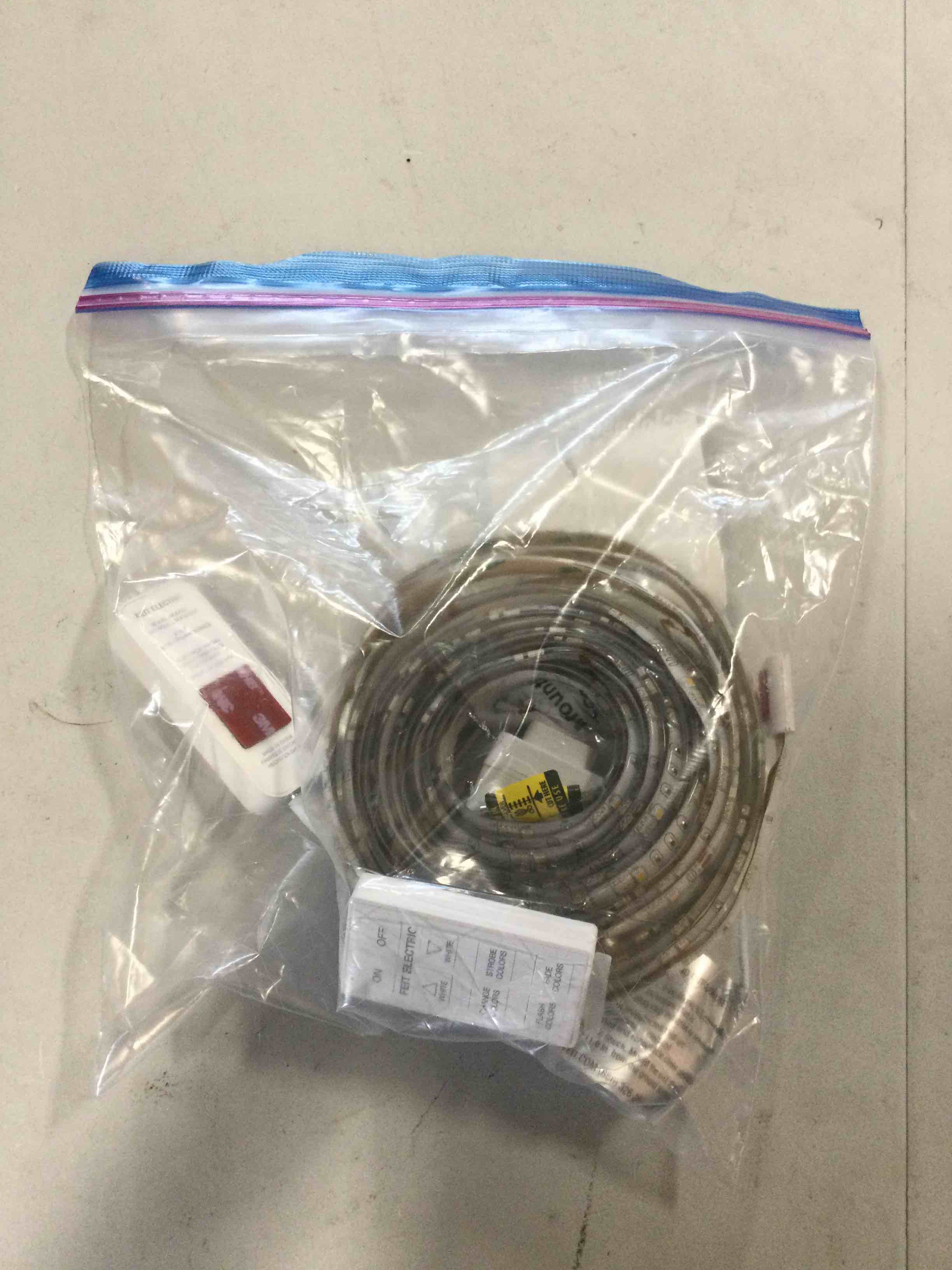 https://s3.amazonaws.com/lotting-images-prod/bidfta/RED6513367_1718833479479.jpeg