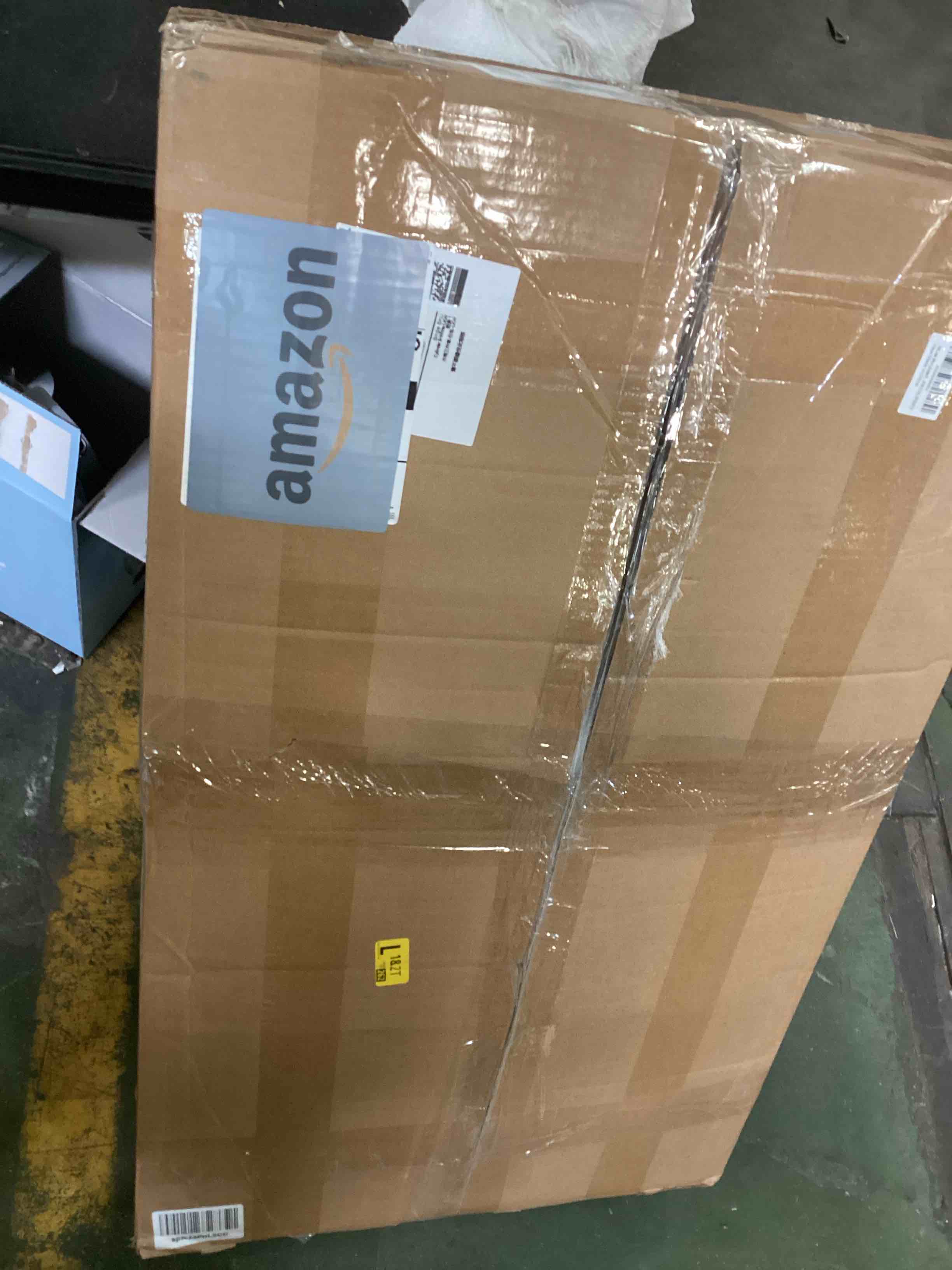 https://s3.amazonaws.com/lotting-images-prod/bidfta/RED6513698_1718122049492.jpeg