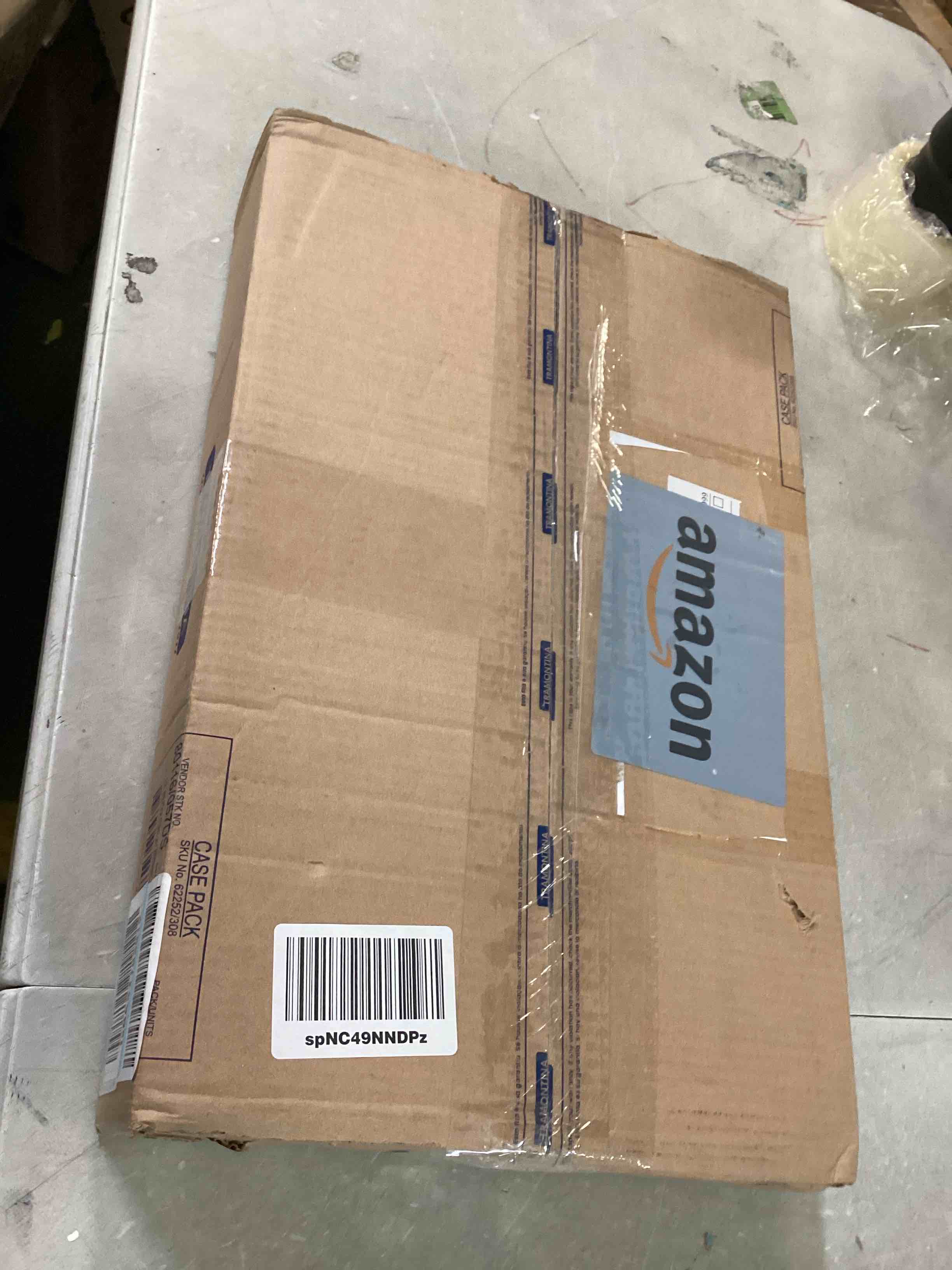 https://s3.amazonaws.com/lotting-images-prod/bidfta/RED6513826_1718194802918.jpeg