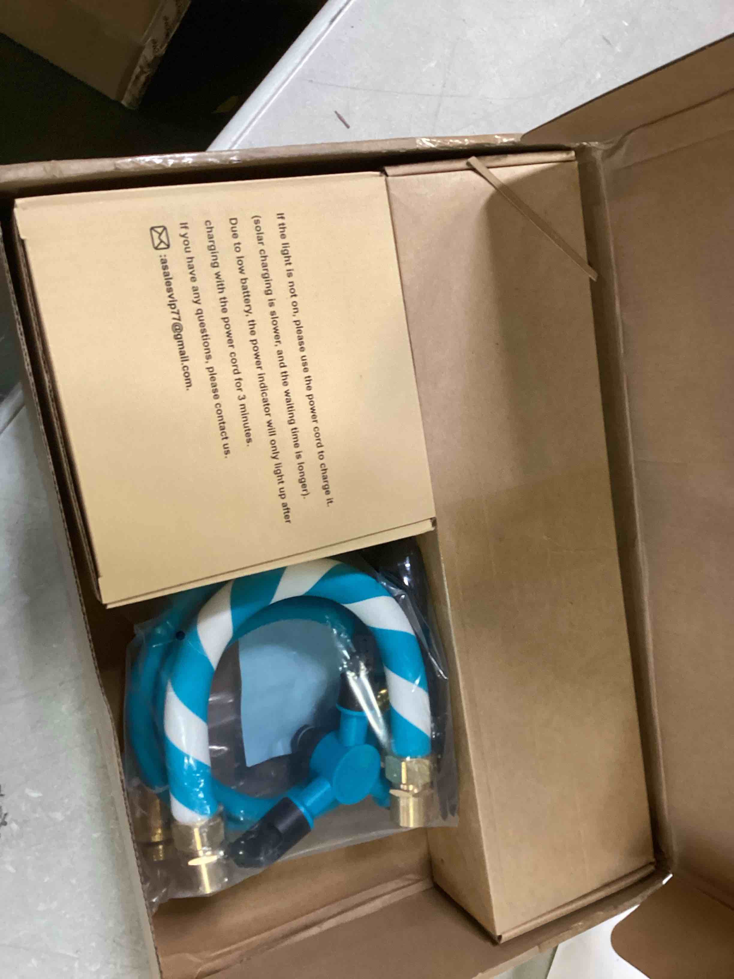 https://s3.amazonaws.com/lotting-images-prod/bidfta/RED6513888_1718200598779.jpeg