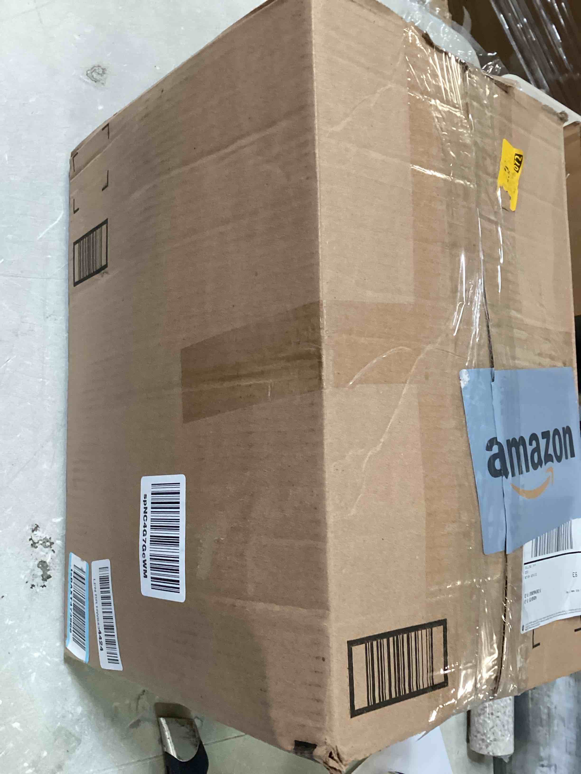 https://s3.amazonaws.com/lotting-images-prod/bidfta/RED6513966_1718209934984.jpeg