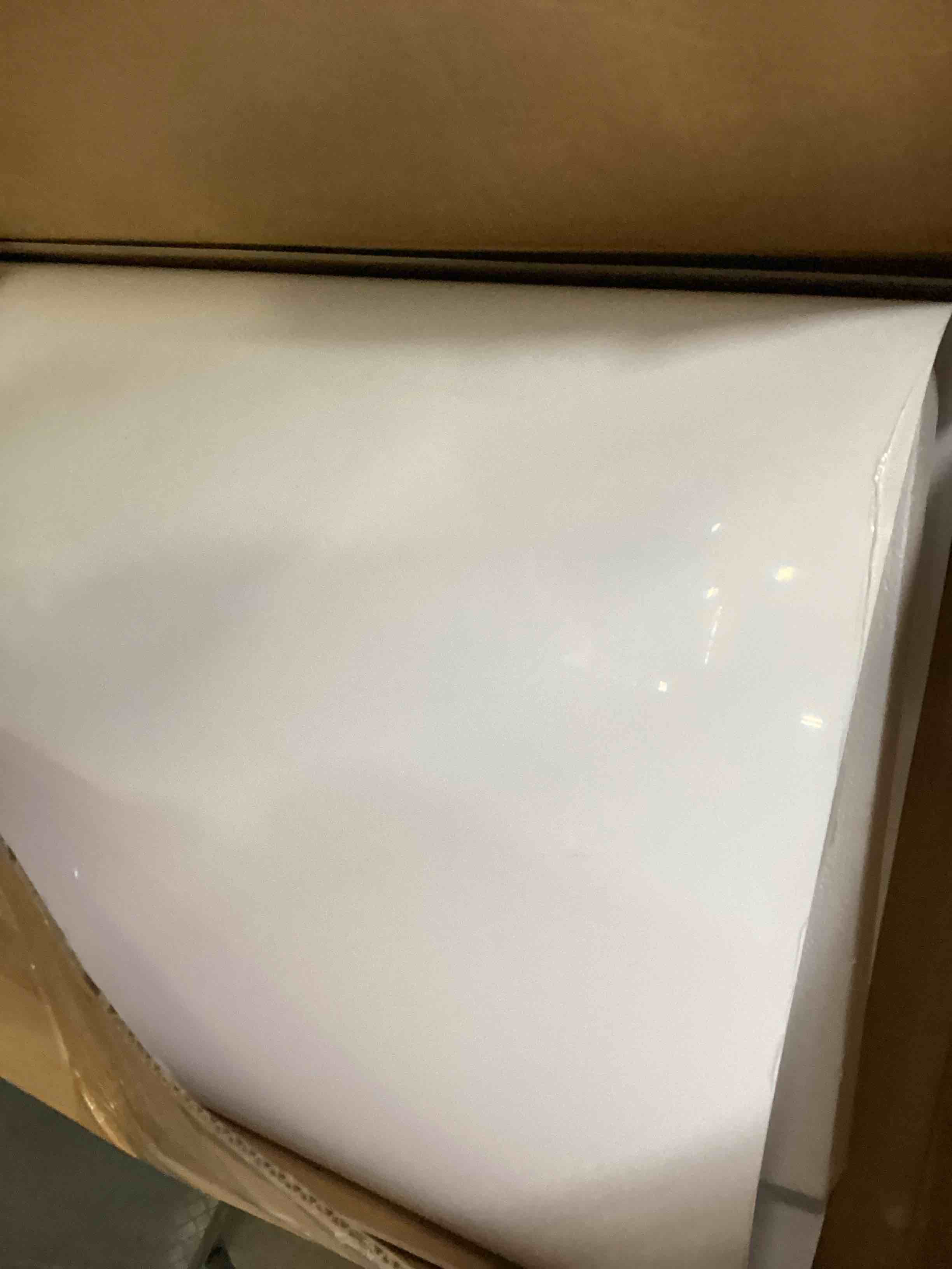 https://s3.amazonaws.com/lotting-images-prod/bidfta/RED6513995_1718215706454.jpeg