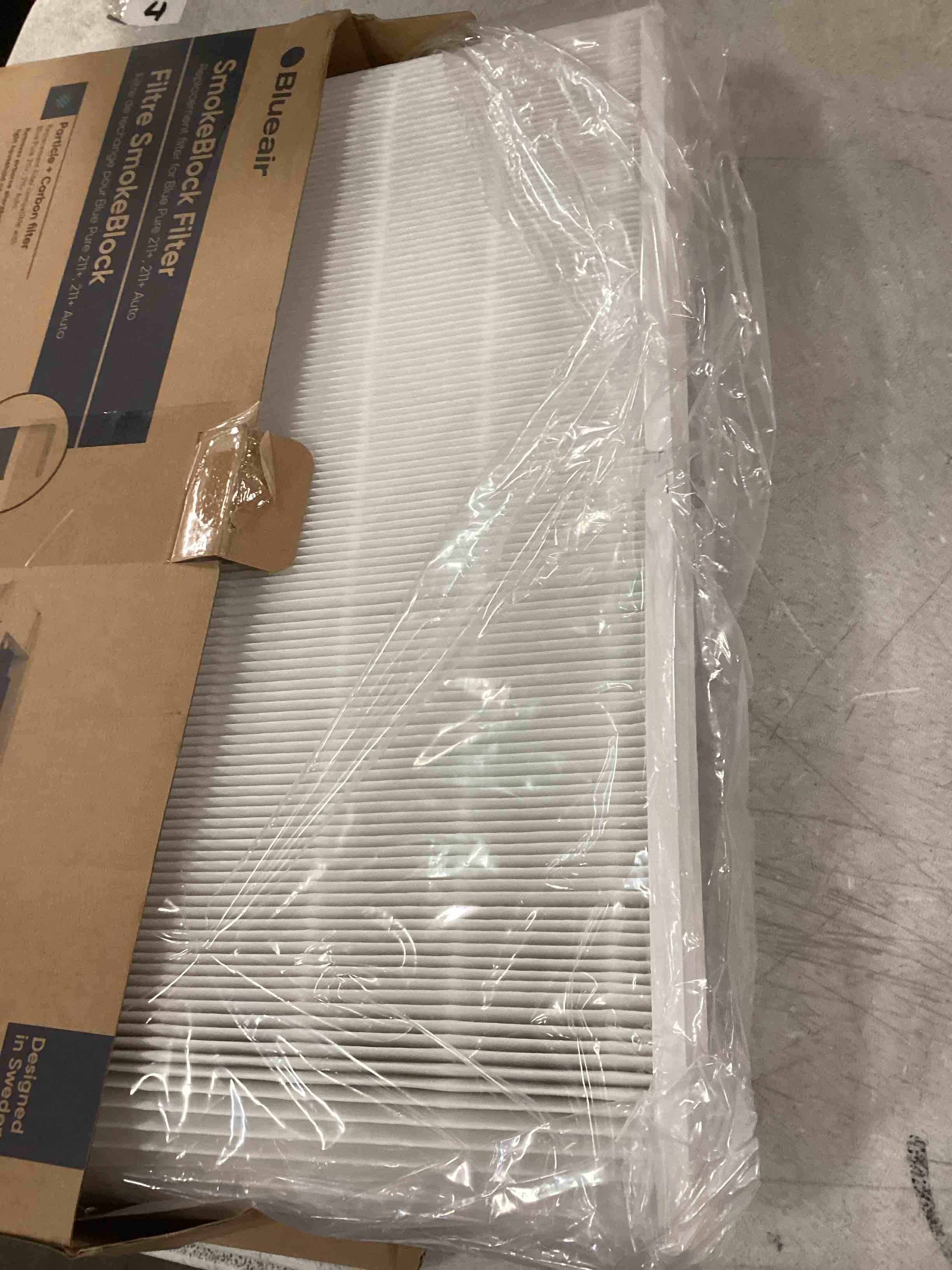 https://s3.amazonaws.com/lotting-images-prod/bidfta/RED6514043_1718277313265.jpeg