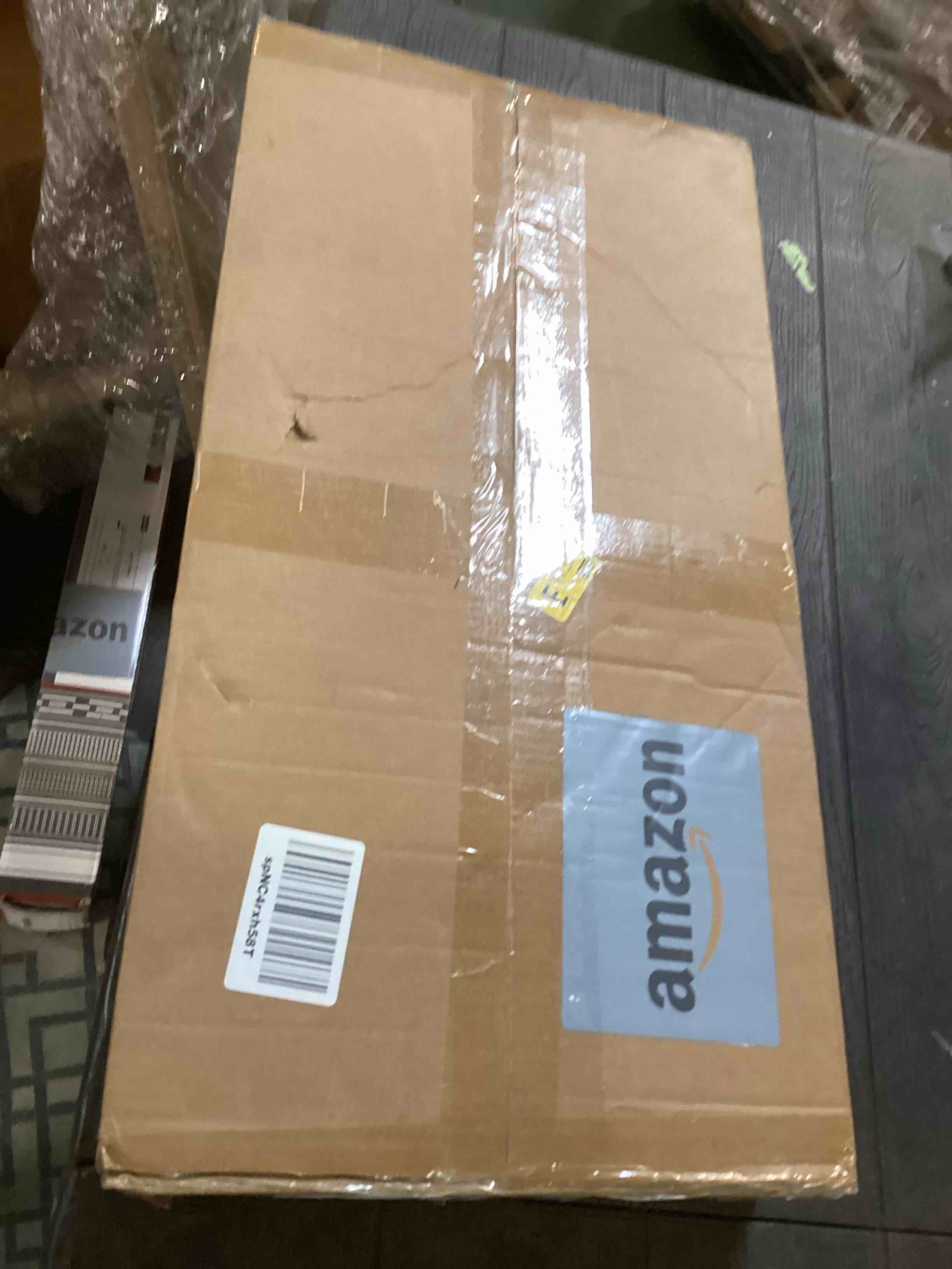 https://s3.amazonaws.com/lotting-images-prod/bidfta/RED6514379_1718376087356.jpeg