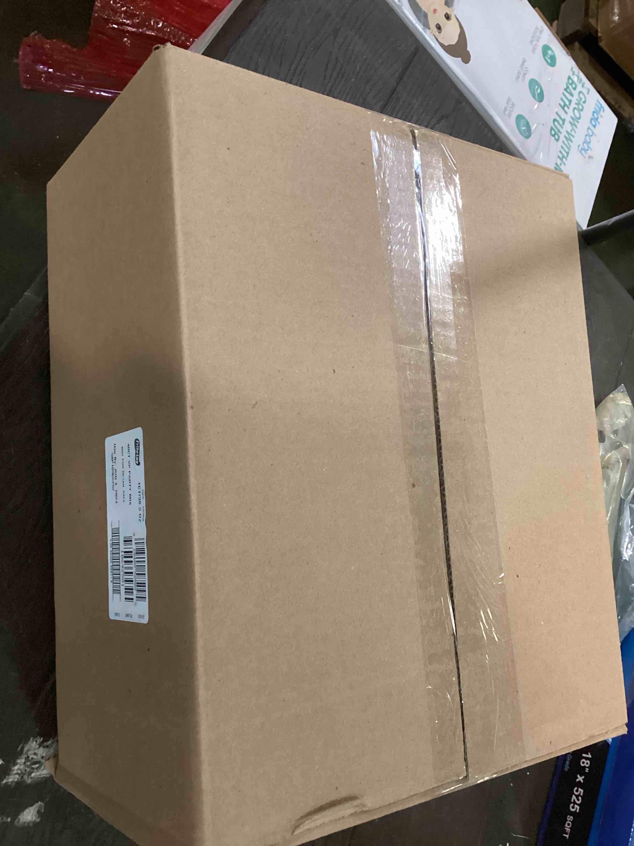 https://s3.amazonaws.com/lotting-images-prod/bidfta/RED6514545_1718449563469.jpeg