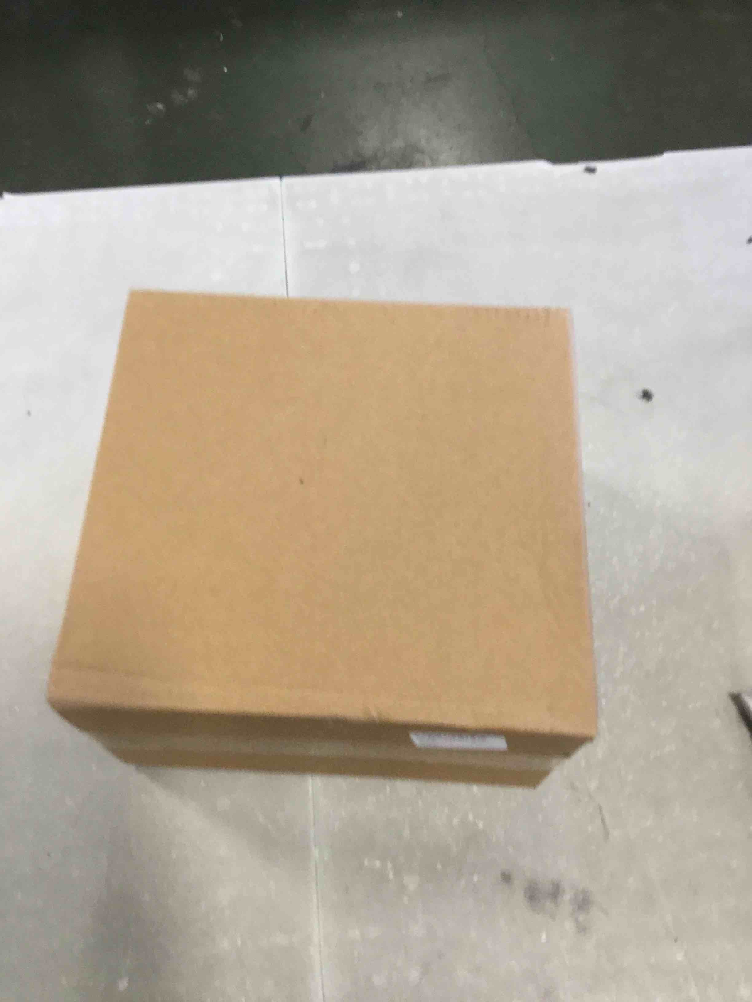 https://s3.amazonaws.com/lotting-images-prod/bidfta/RED6515020_1718198705540.jpeg
