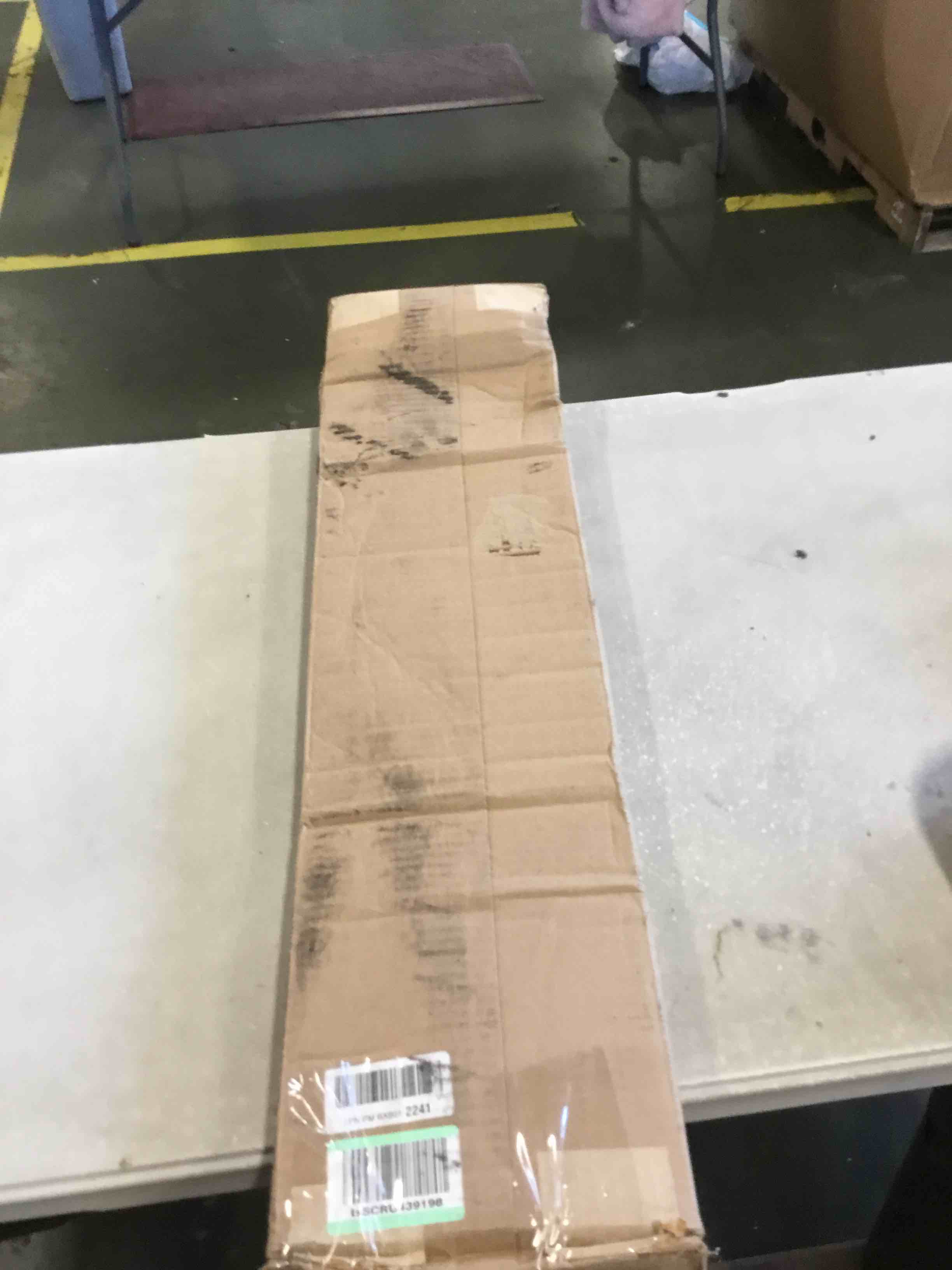 https://s3.amazonaws.com/lotting-images-prod/bidfta/RED6515150_1718221901762.jpeg