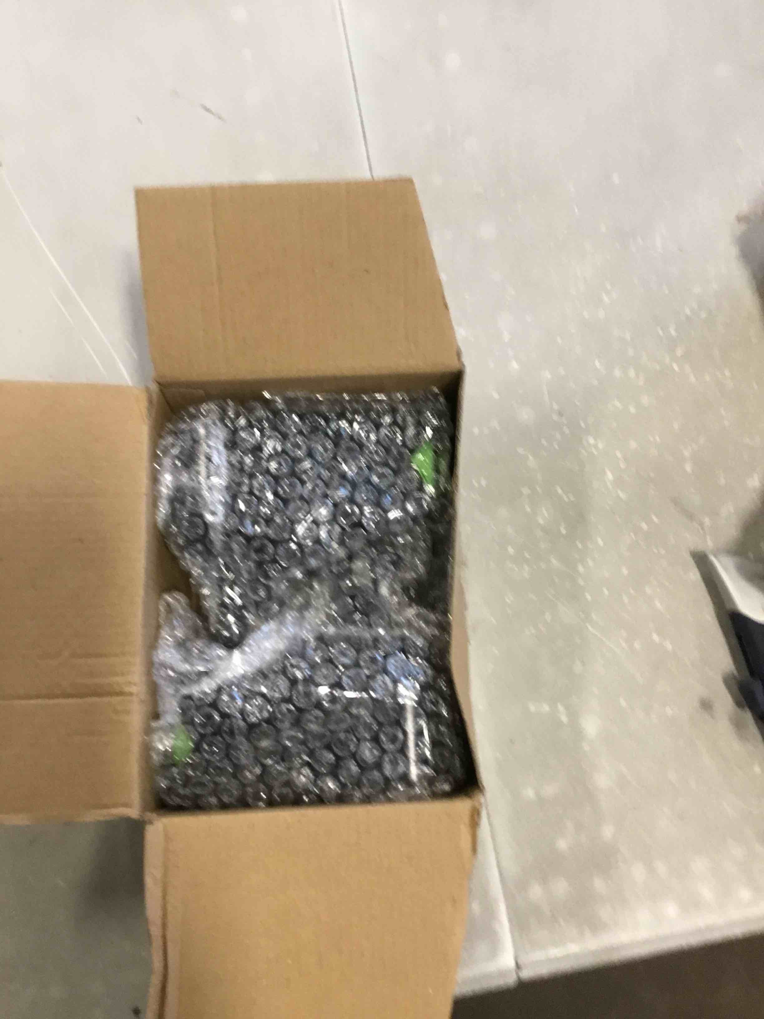 https://s3.amazonaws.com/lotting-images-prod/bidfta/RED6515206_1718290086233.jpeg
