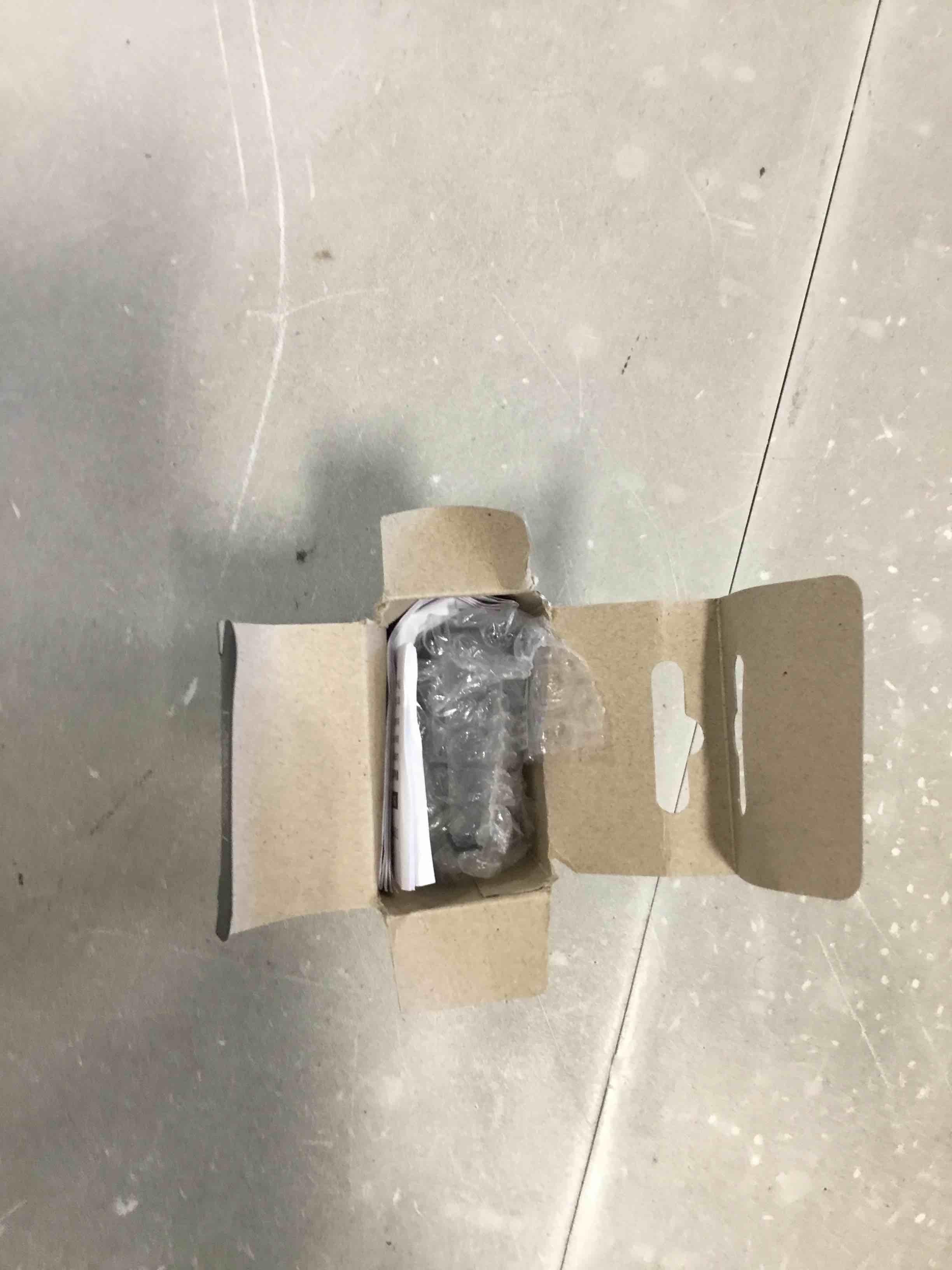 https://s3.amazonaws.com/lotting-images-prod/bidfta/RED6515224_1718297048776.jpeg