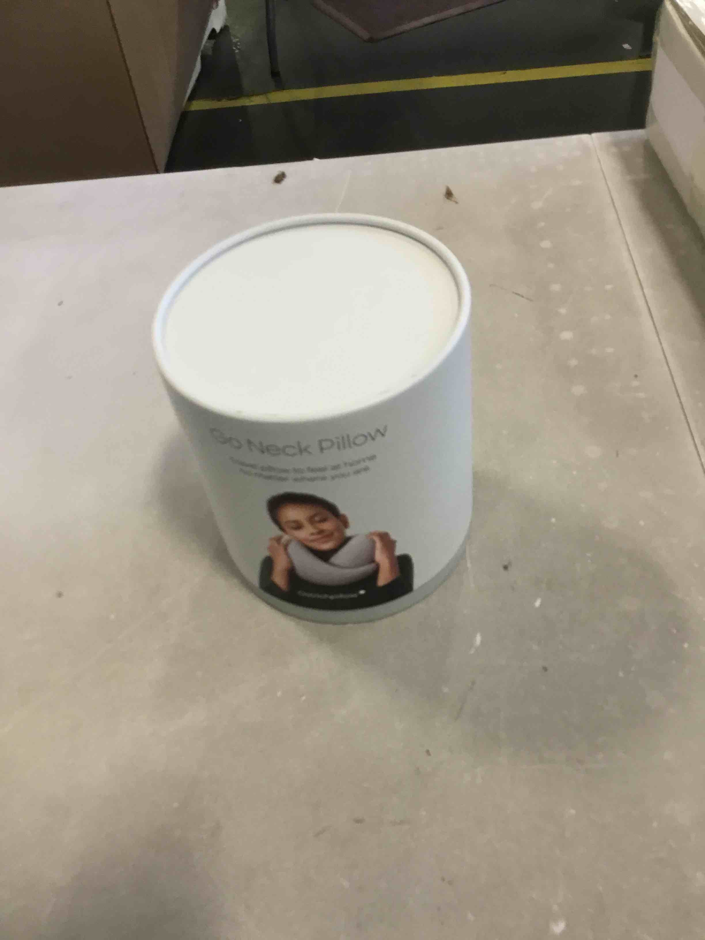 https://s3.amazonaws.com/lotting-images-prod/bidfta/RED6515264_1718300942128.jpeg