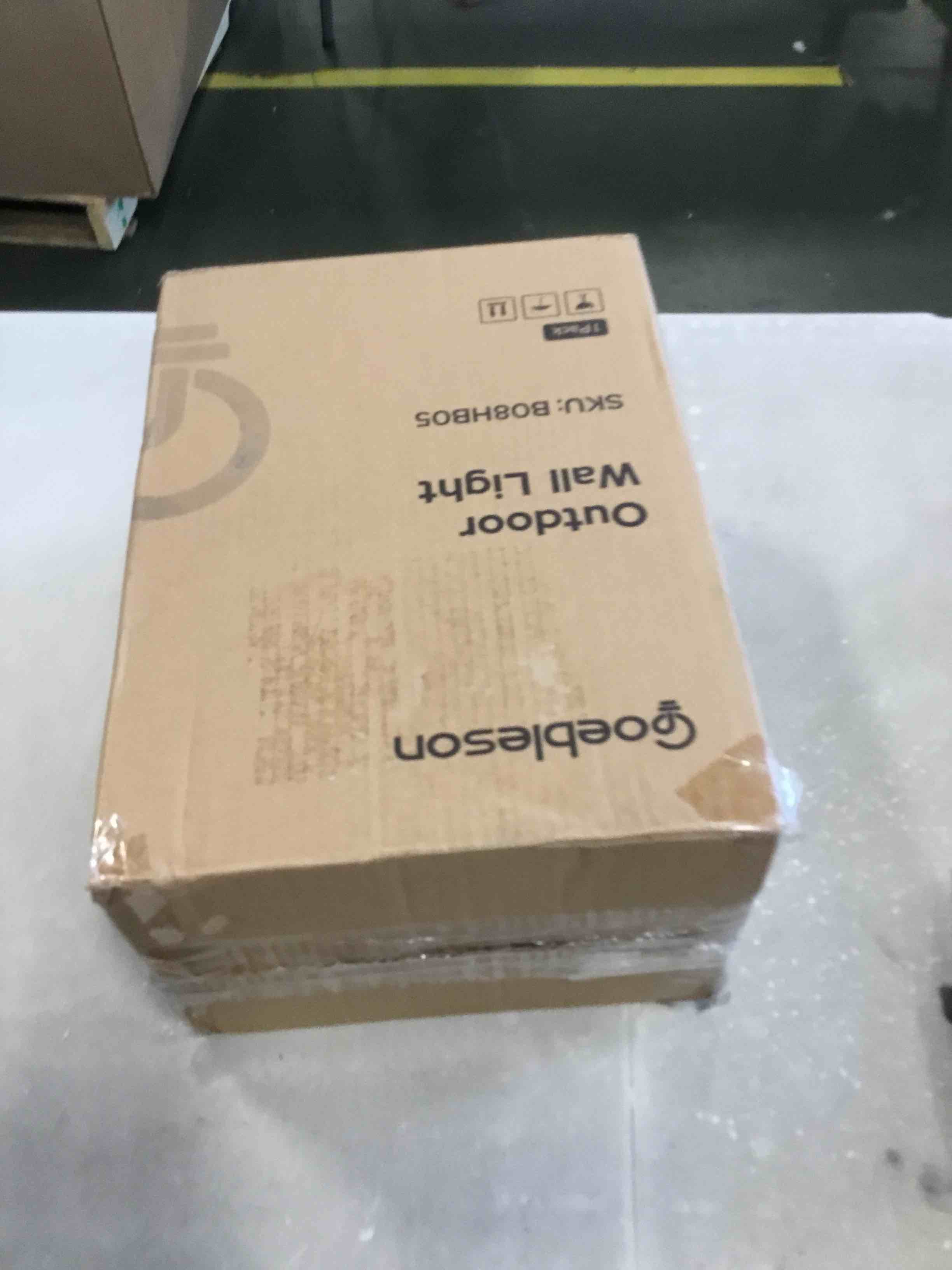 https://s3.amazonaws.com/lotting-images-prod/bidfta/RED6515274_1718303374404.jpeg