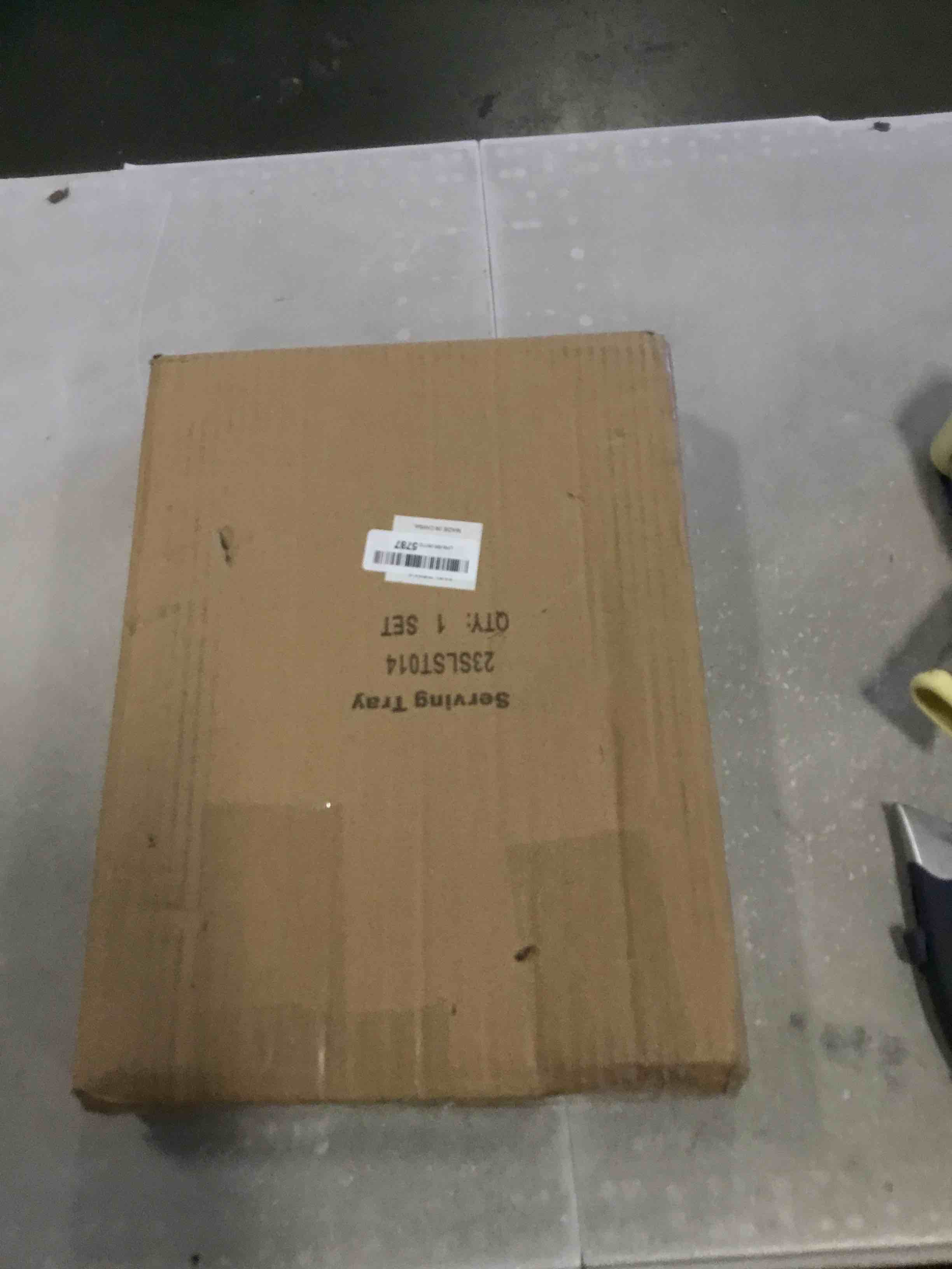 https://s3.amazonaws.com/lotting-images-prod/bidfta/RED6515316_1718306768467.jpeg
