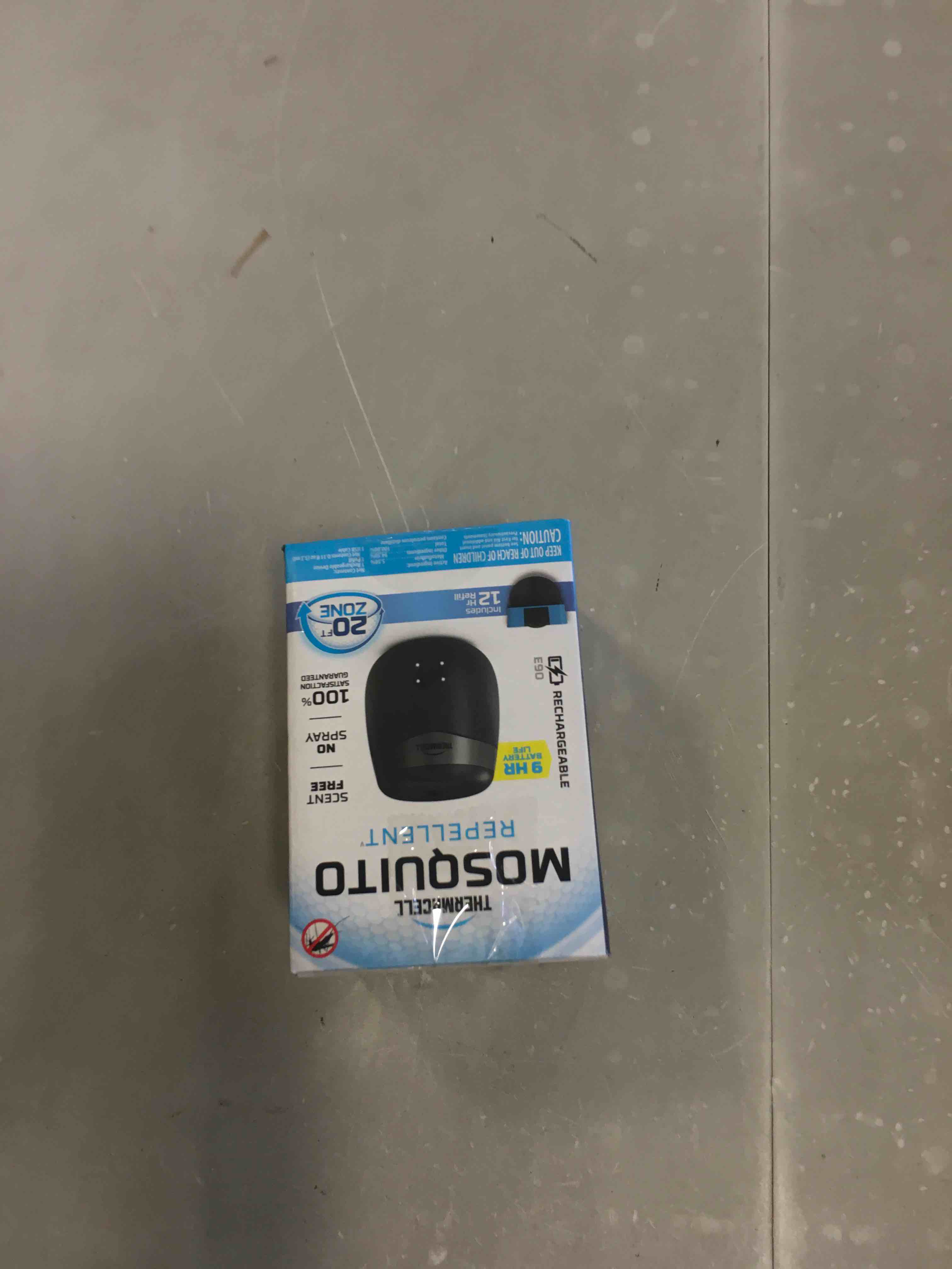 https://s3.amazonaws.com/lotting-images-prod/bidfta/RED6515763_1718469517162.jpeg