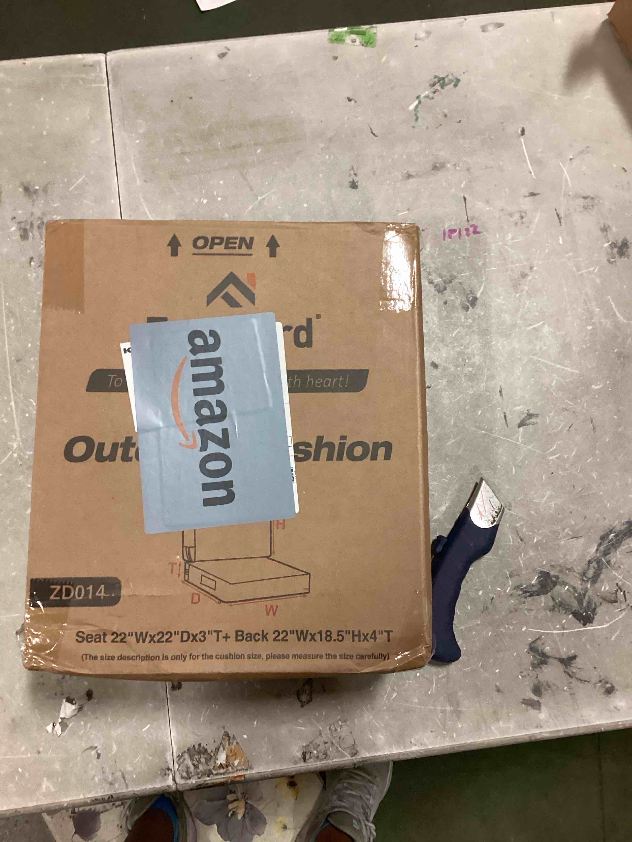 https://s3.amazonaws.com/lotting-images-prod/bidfta/RED6517005_1718643270117.jpeg