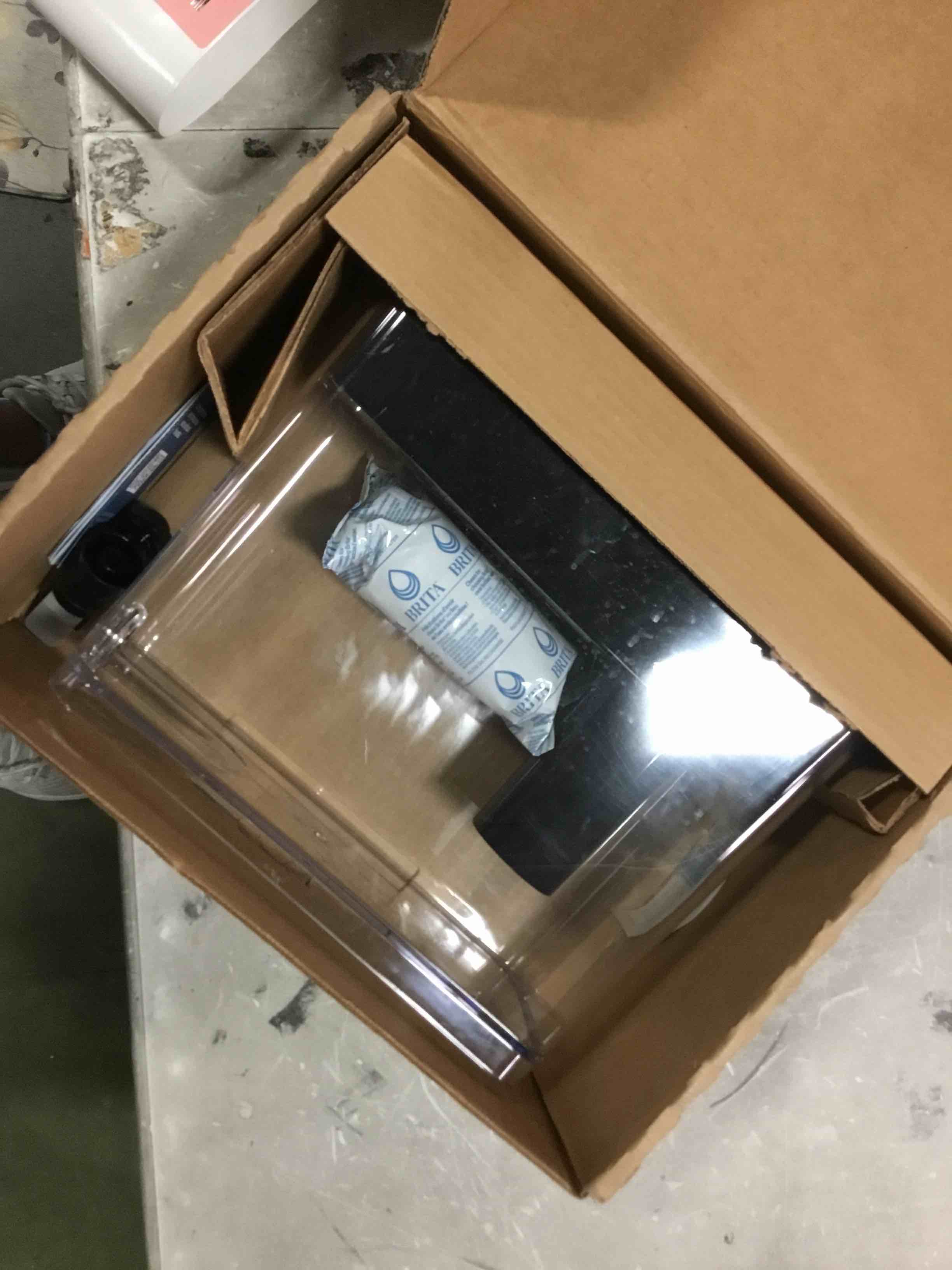 https://s3.amazonaws.com/lotting-images-prod/bidfta/RED6517185_1718723880251.jpeg