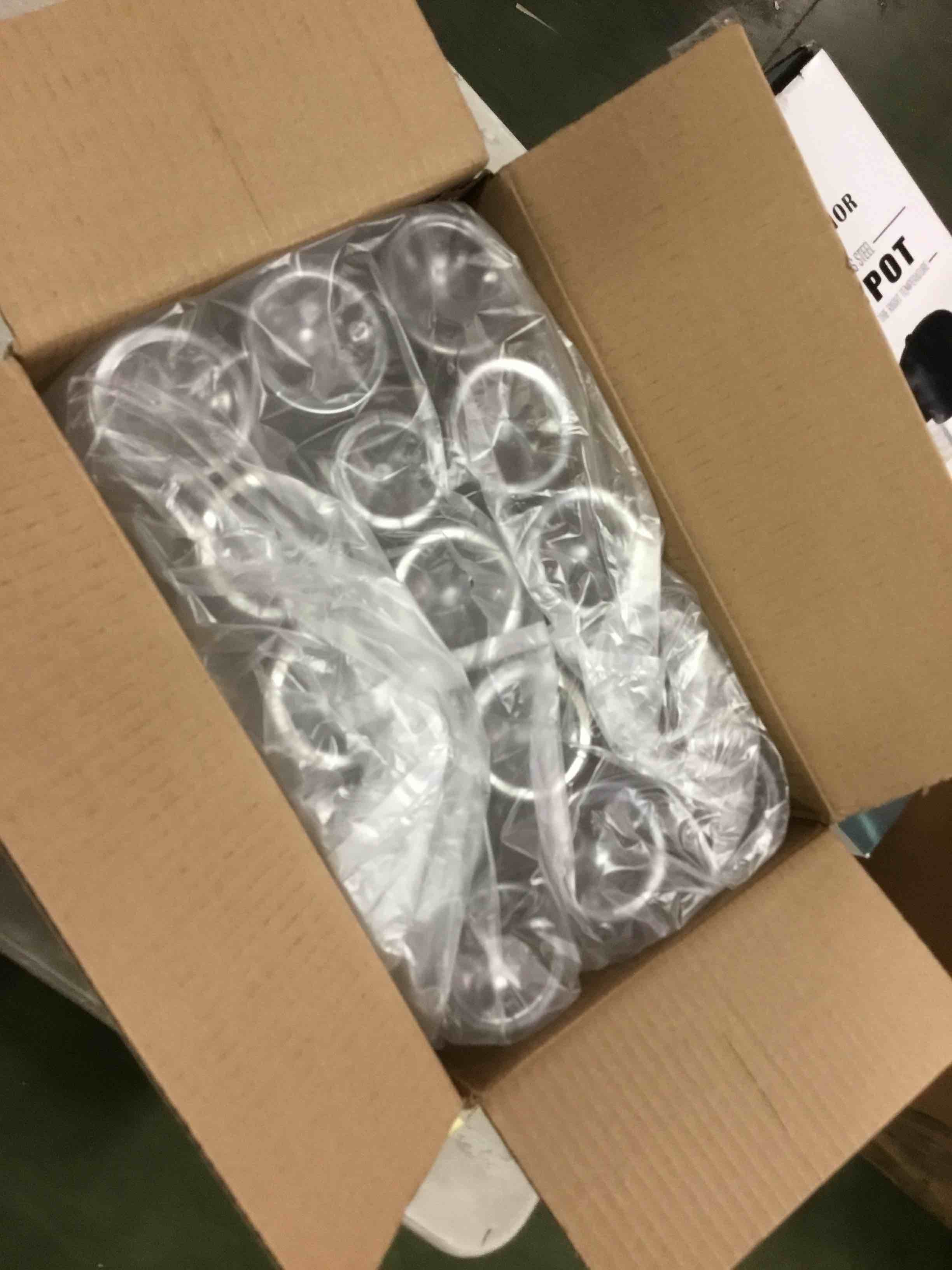https://s3.amazonaws.com/lotting-images-prod/bidfta/RED6517194_1718724847463.jpeg