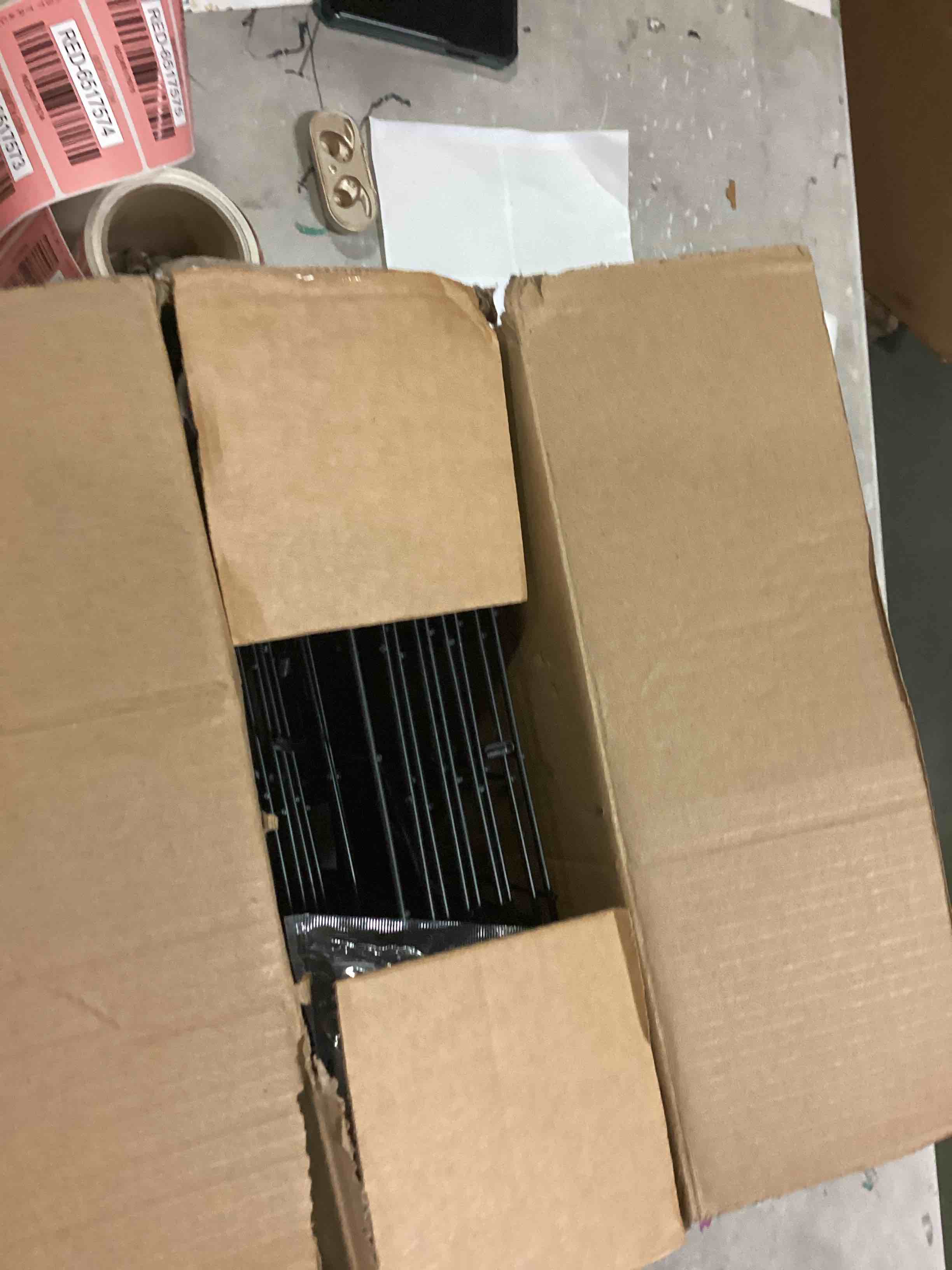 https://s3.amazonaws.com/lotting-images-prod/bidfta/RED6517572_1718890628828.jpeg