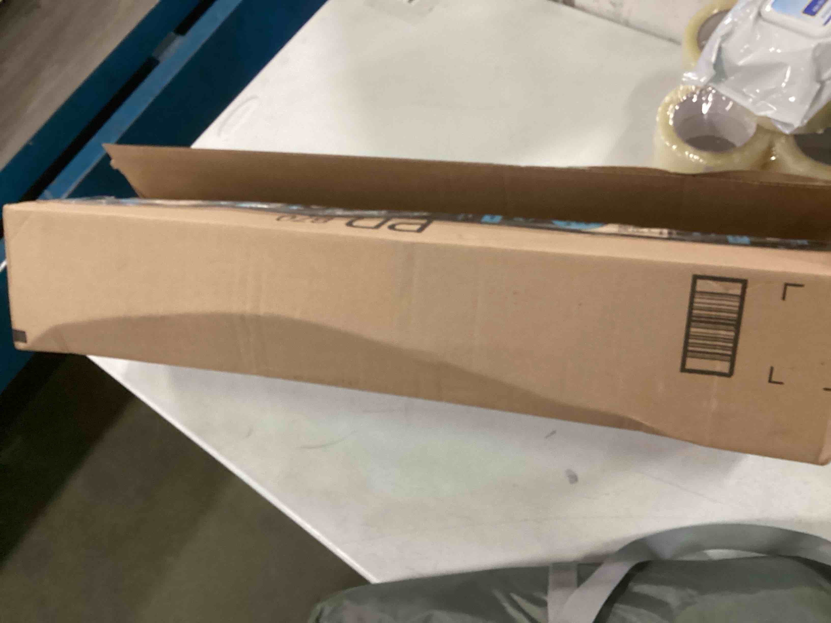 https://s3.amazonaws.com/lotting-images-prod/bidfta/RED6517949_1718019429855.jpeg
