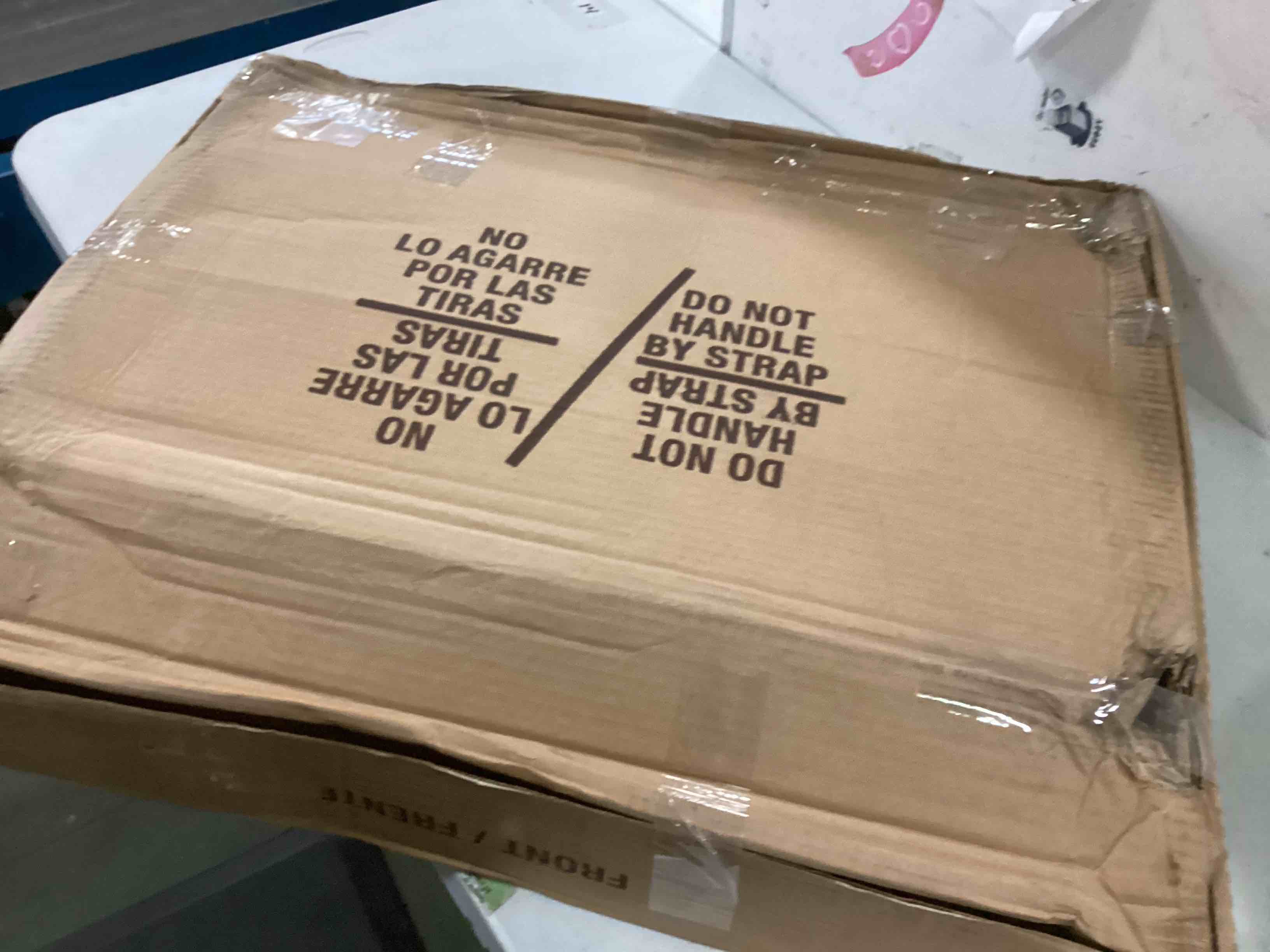 https://s3.amazonaws.com/lotting-images-prod/bidfta/RED6518037_1718036889667.jpeg