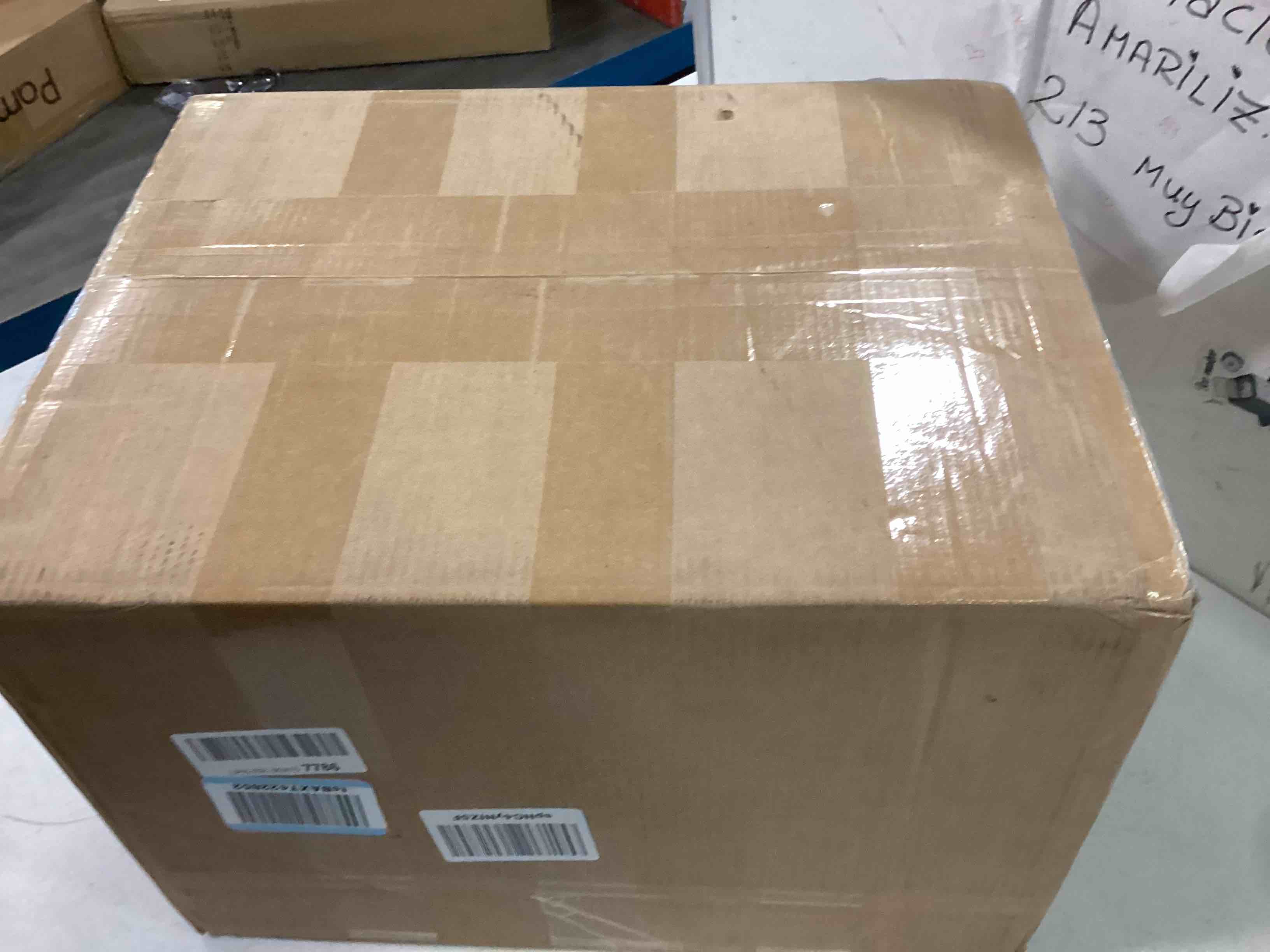 https://s3.amazonaws.com/lotting-images-prod/bidfta/RED6518093_1718047226408.jpeg