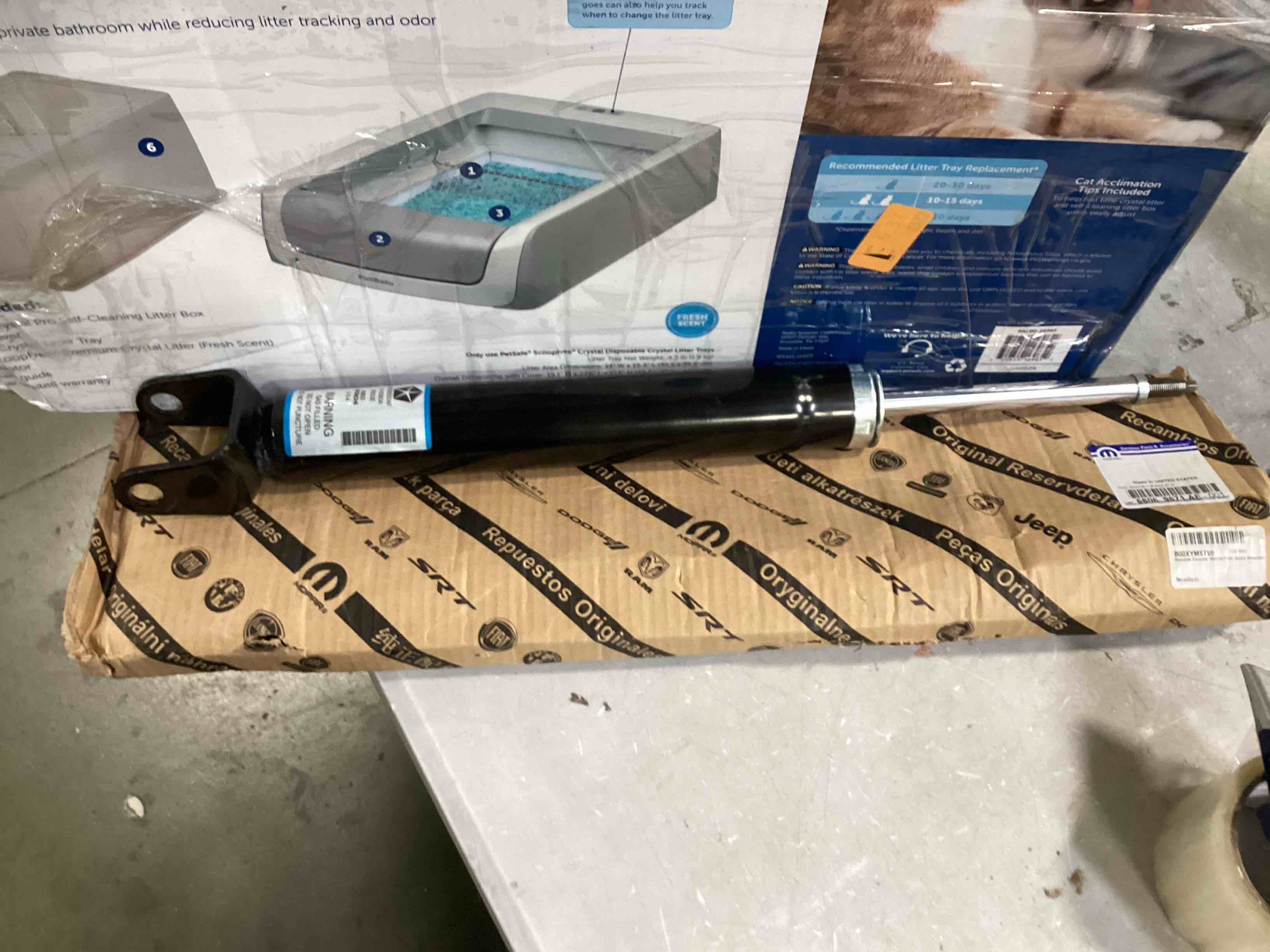 https://s3.amazonaws.com/lotting-images-prod/bidfta/RED6518352_1718192445253.jpeg
