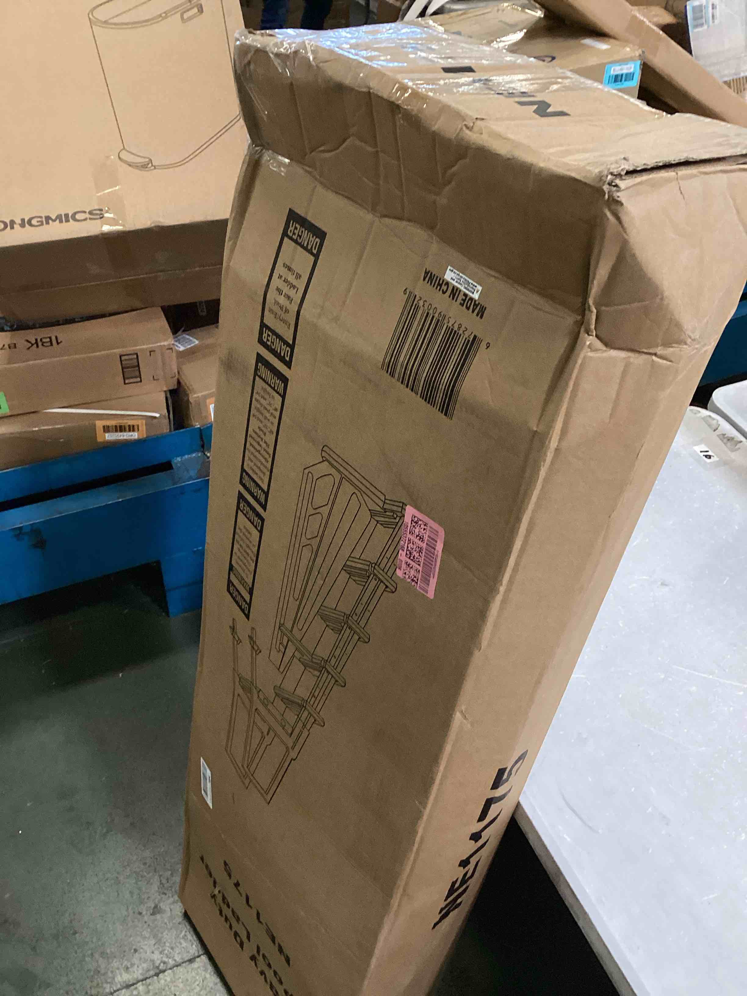 https://s3.amazonaws.com/lotting-images-prod/bidfta/RED6518432_1718202971487.jpeg