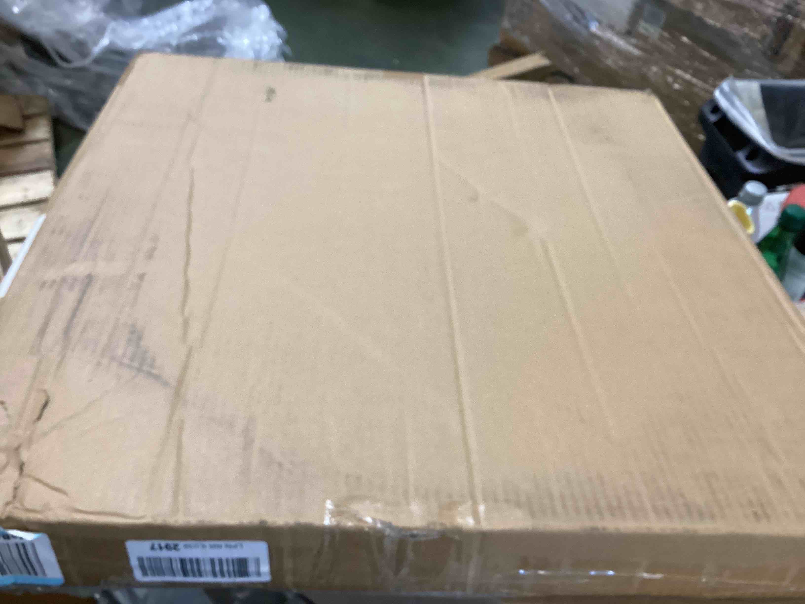 https://s3.amazonaws.com/lotting-images-prod/bidfta/RED6518778_1718308147277.jpeg