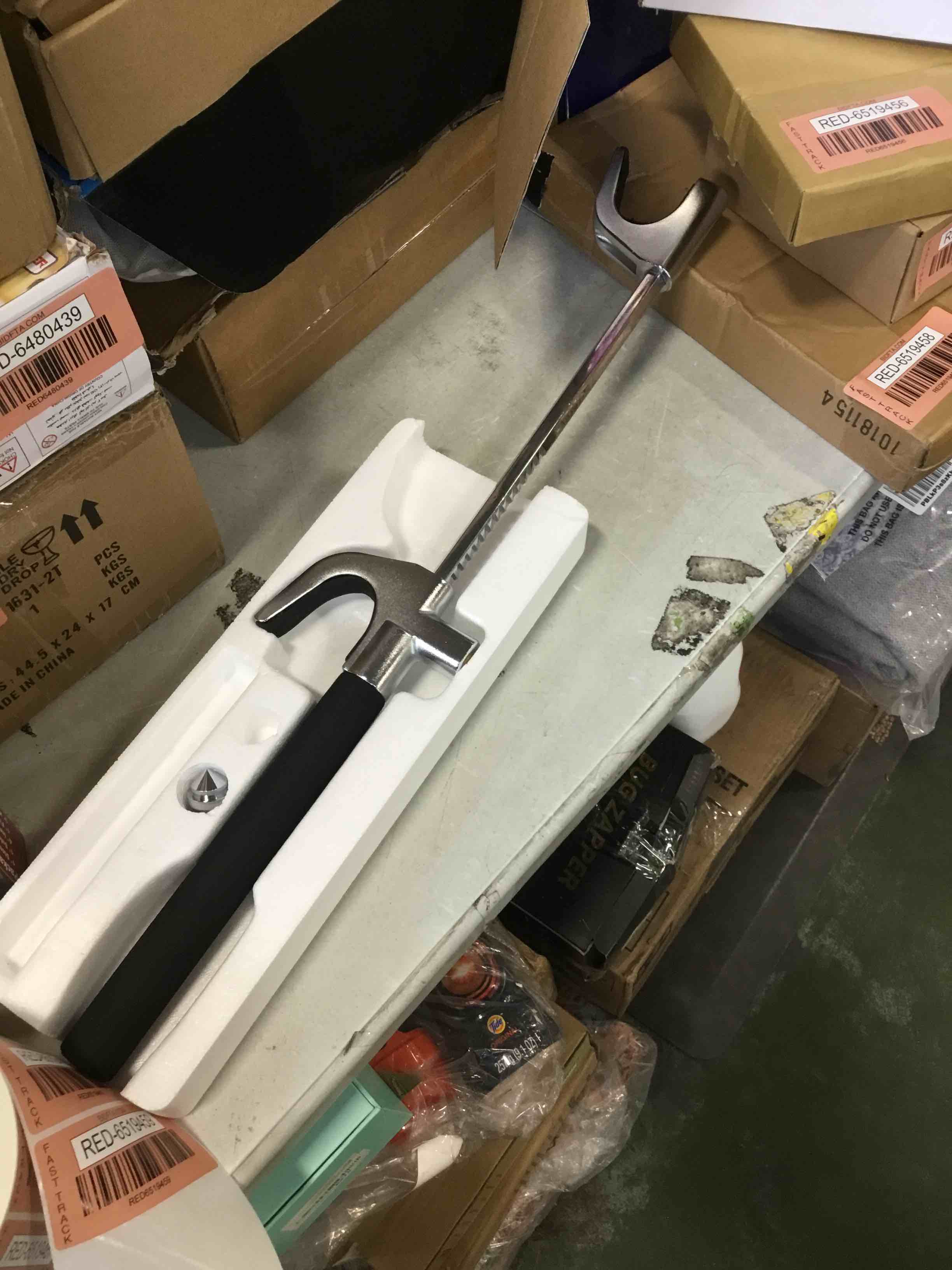 https://s3.amazonaws.com/lotting-images-prod/bidfta/RED6519448_1718034648760.jpeg