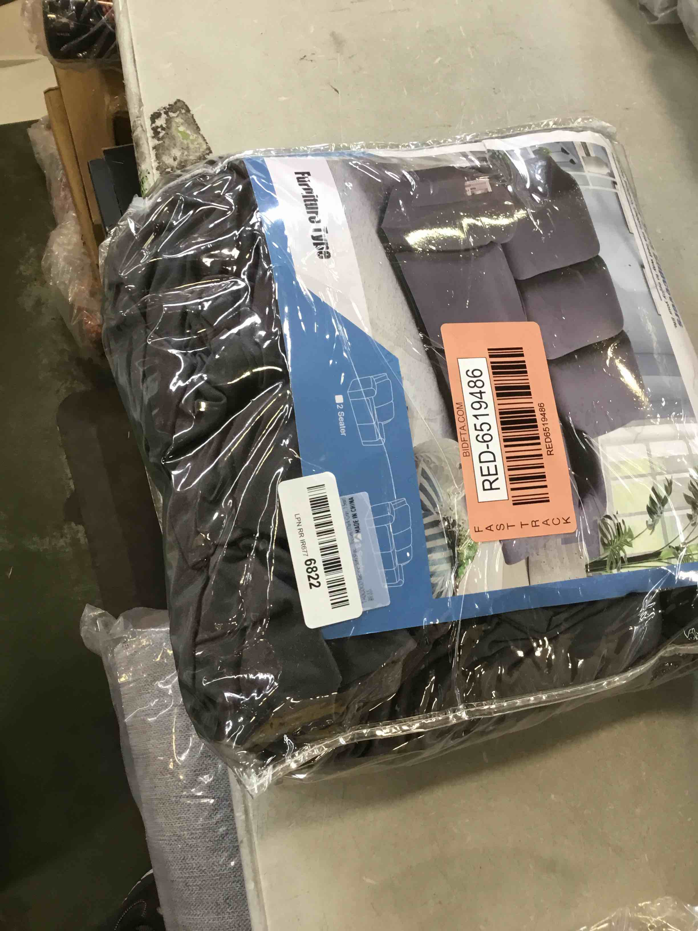 https://s3.amazonaws.com/lotting-images-prod/bidfta/RED6519486_1718043673680.jpeg