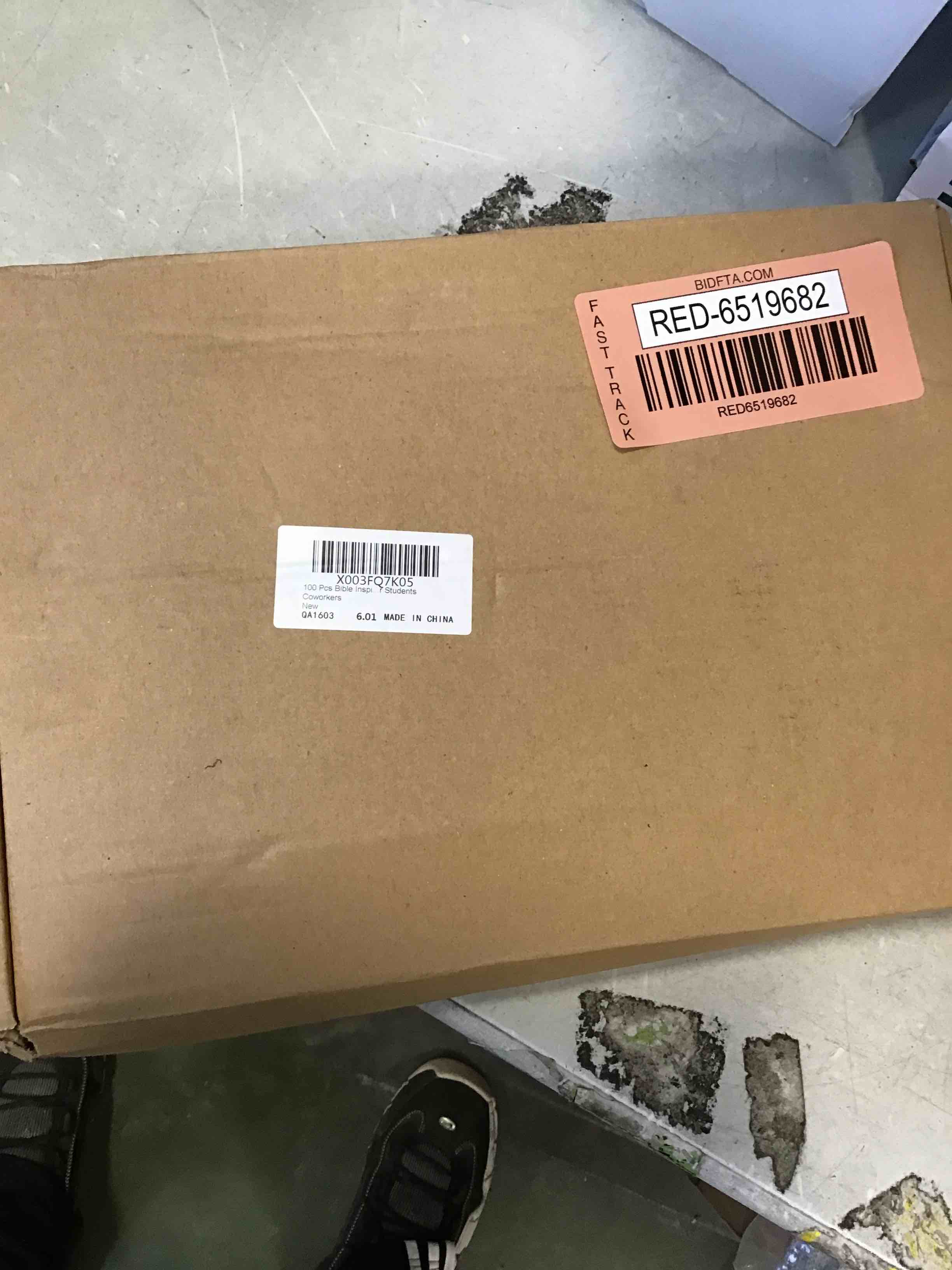 https://s3.amazonaws.com/lotting-images-prod/bidfta/RED6519682_1718119177687.jpeg