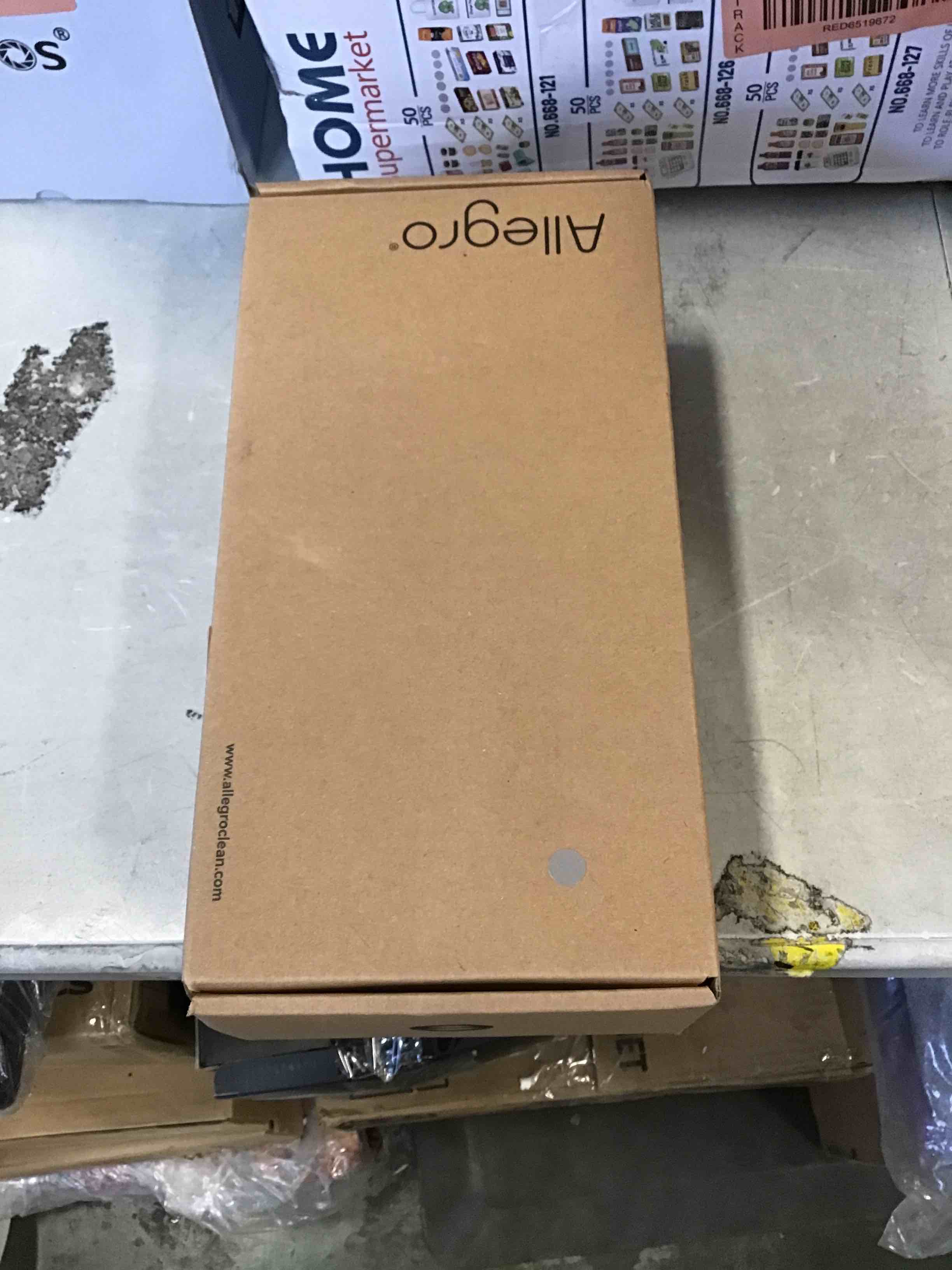 https://s3.amazonaws.com/lotting-images-prod/bidfta/RED6519702_1718119310044.jpeg