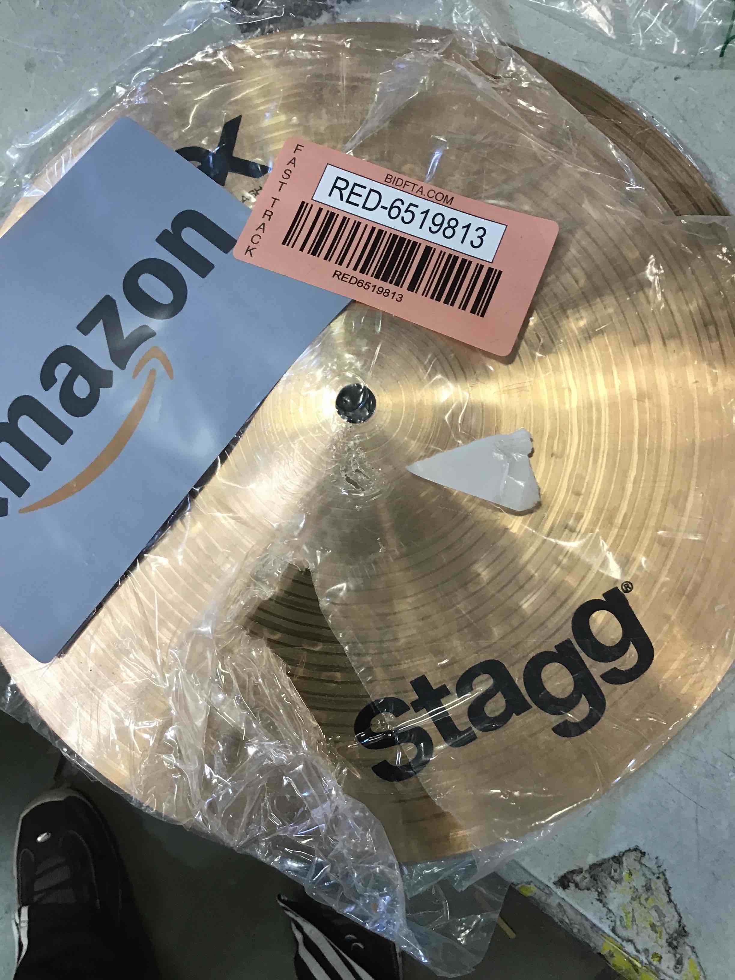 https://s3.amazonaws.com/lotting-images-prod/bidfta/RED6519813_1718135289707.jpeg