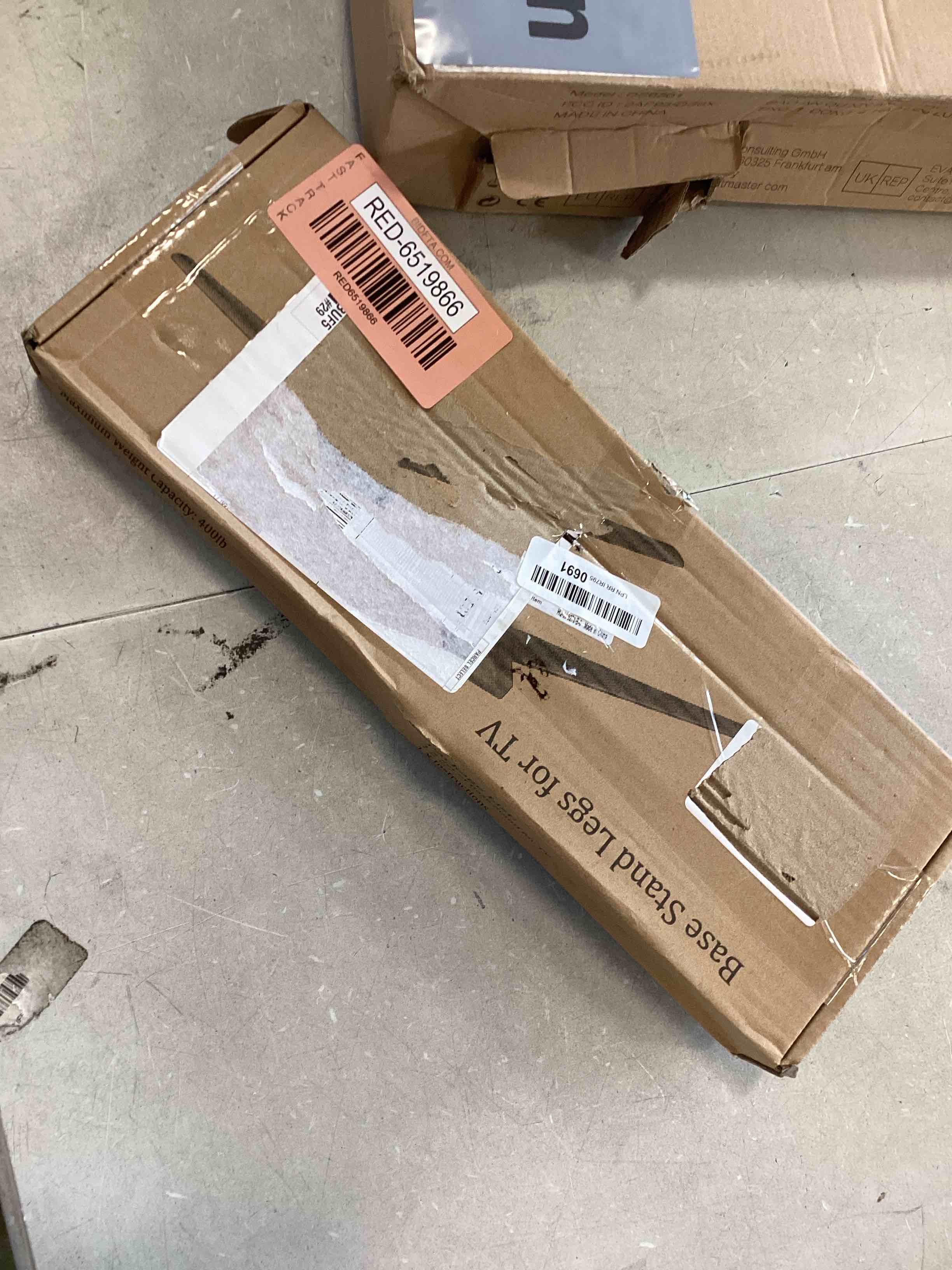 https://s3.amazonaws.com/lotting-images-prod/bidfta/RED6519866_1718196449399.jpeg
