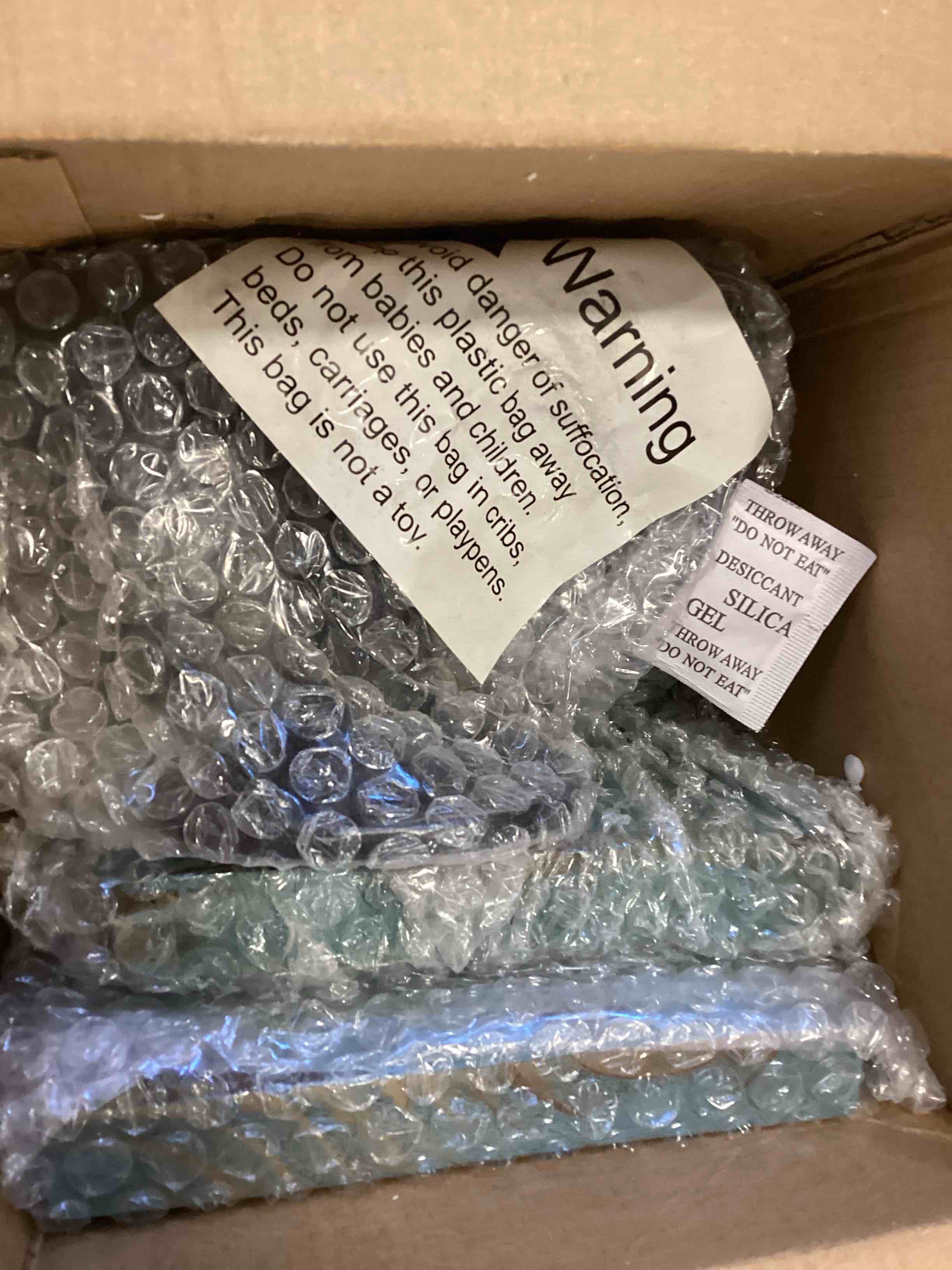 https://s3.amazonaws.com/lotting-images-prod/bidfta/RED6520139_1718282572448.jpeg