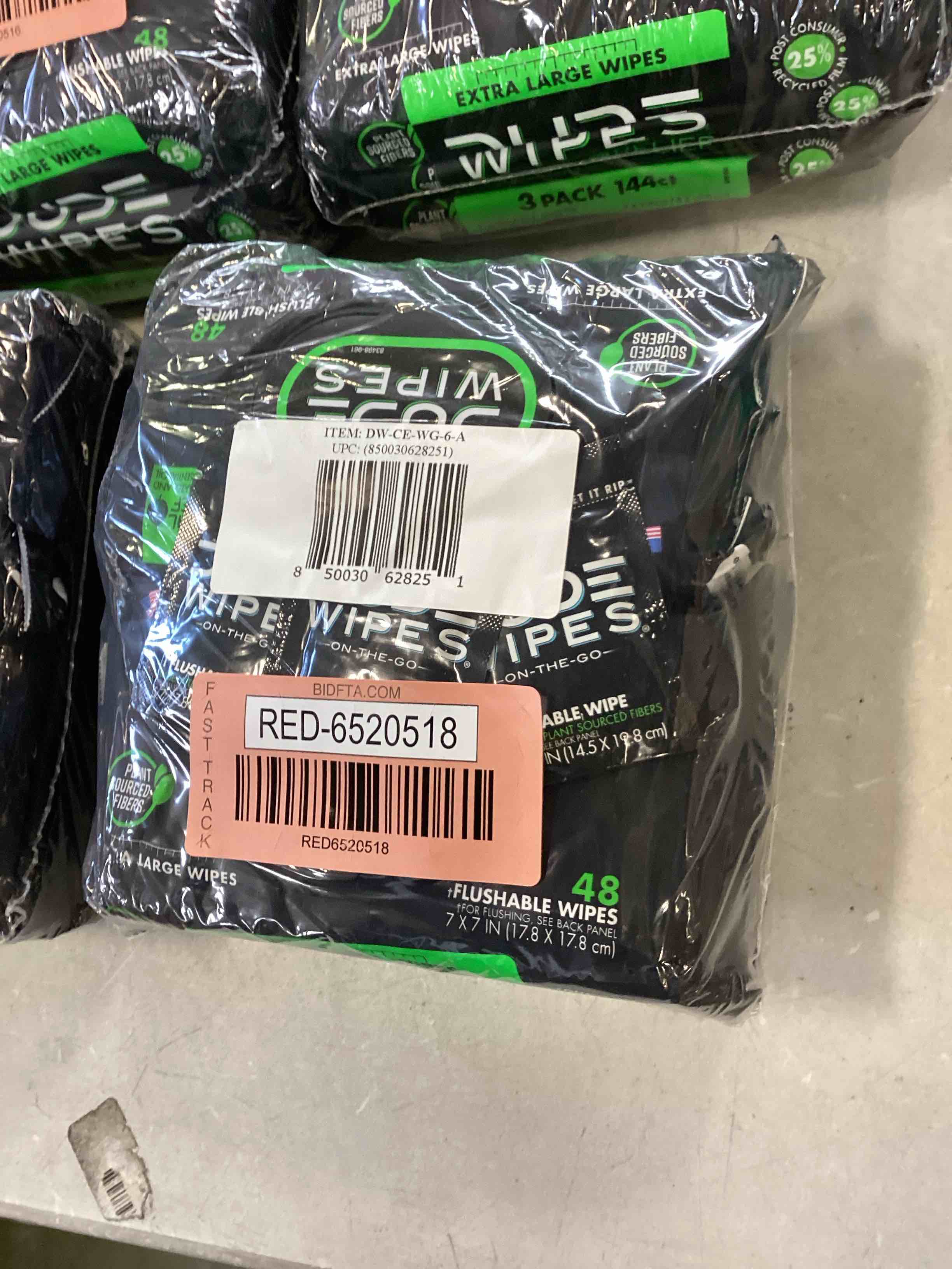 https://s3.amazonaws.com/lotting-images-prod/bidfta/RED6520512_1718379721584.jpeg