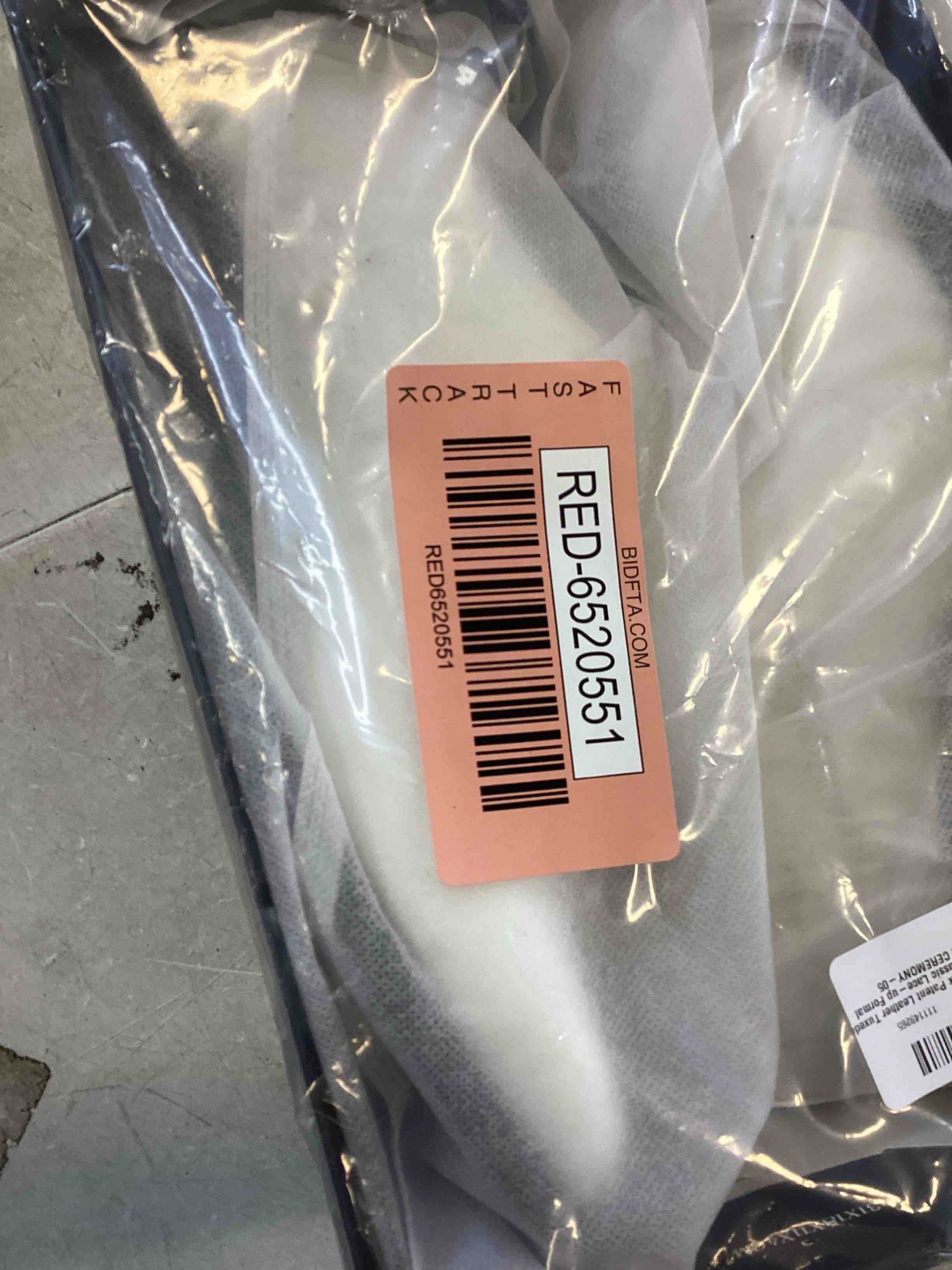 https://s3.amazonaws.com/lotting-images-prod/bidfta/RED6520551_1718385331470.jpeg