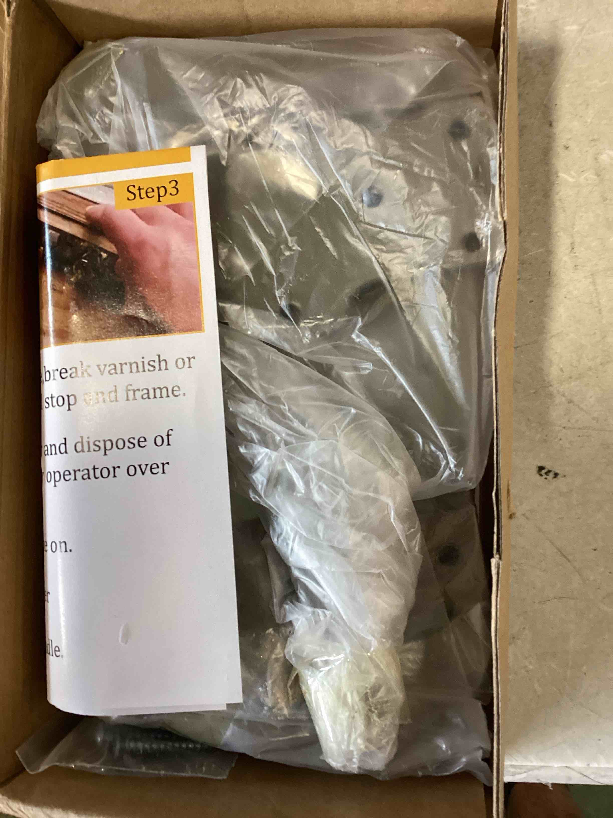 https://s3.amazonaws.com/lotting-images-prod/bidfta/RED6520606_1718387445139.jpeg