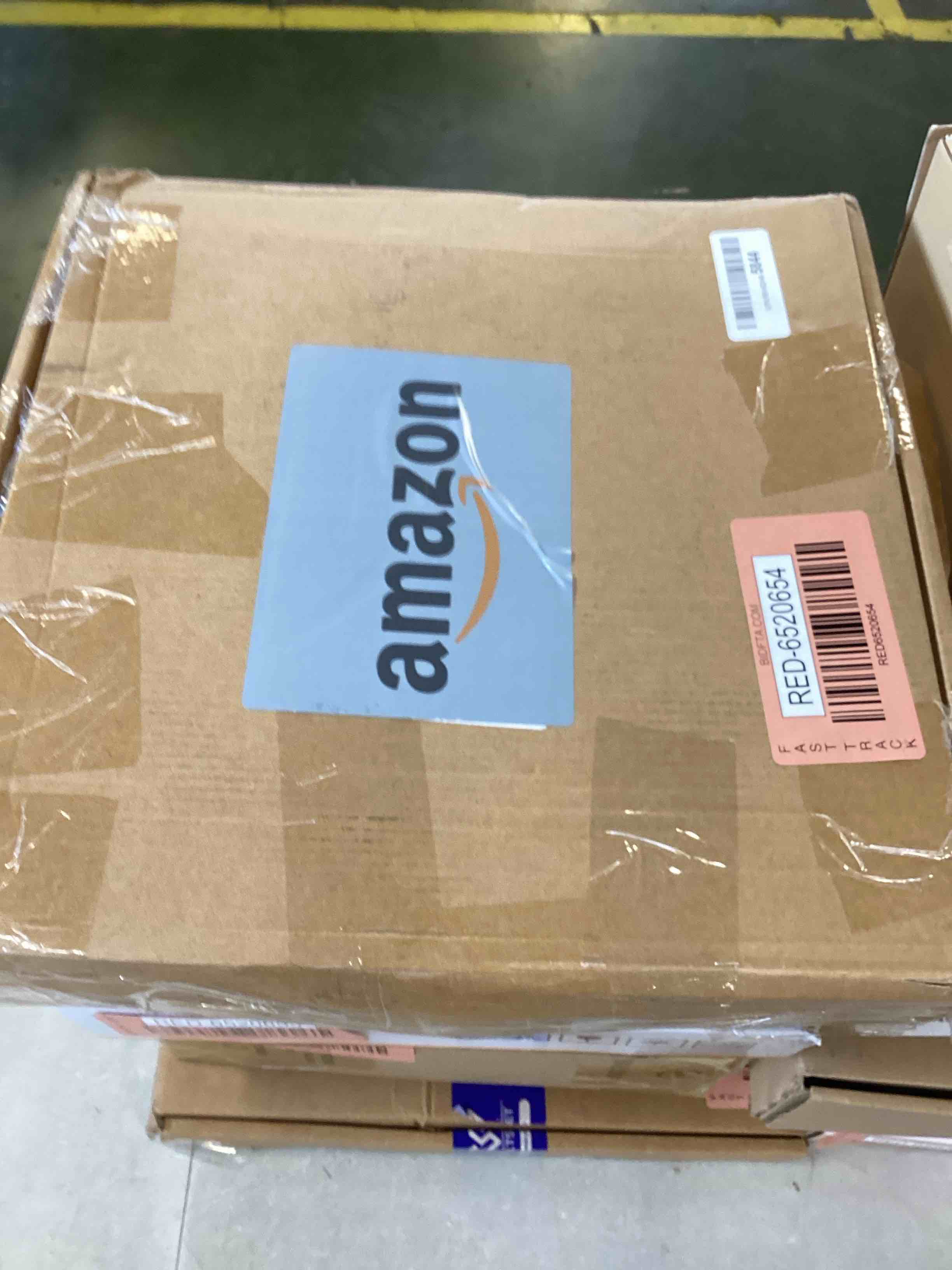 https://s3.amazonaws.com/lotting-images-prod/bidfta/RED6520654_1718394880491.jpeg