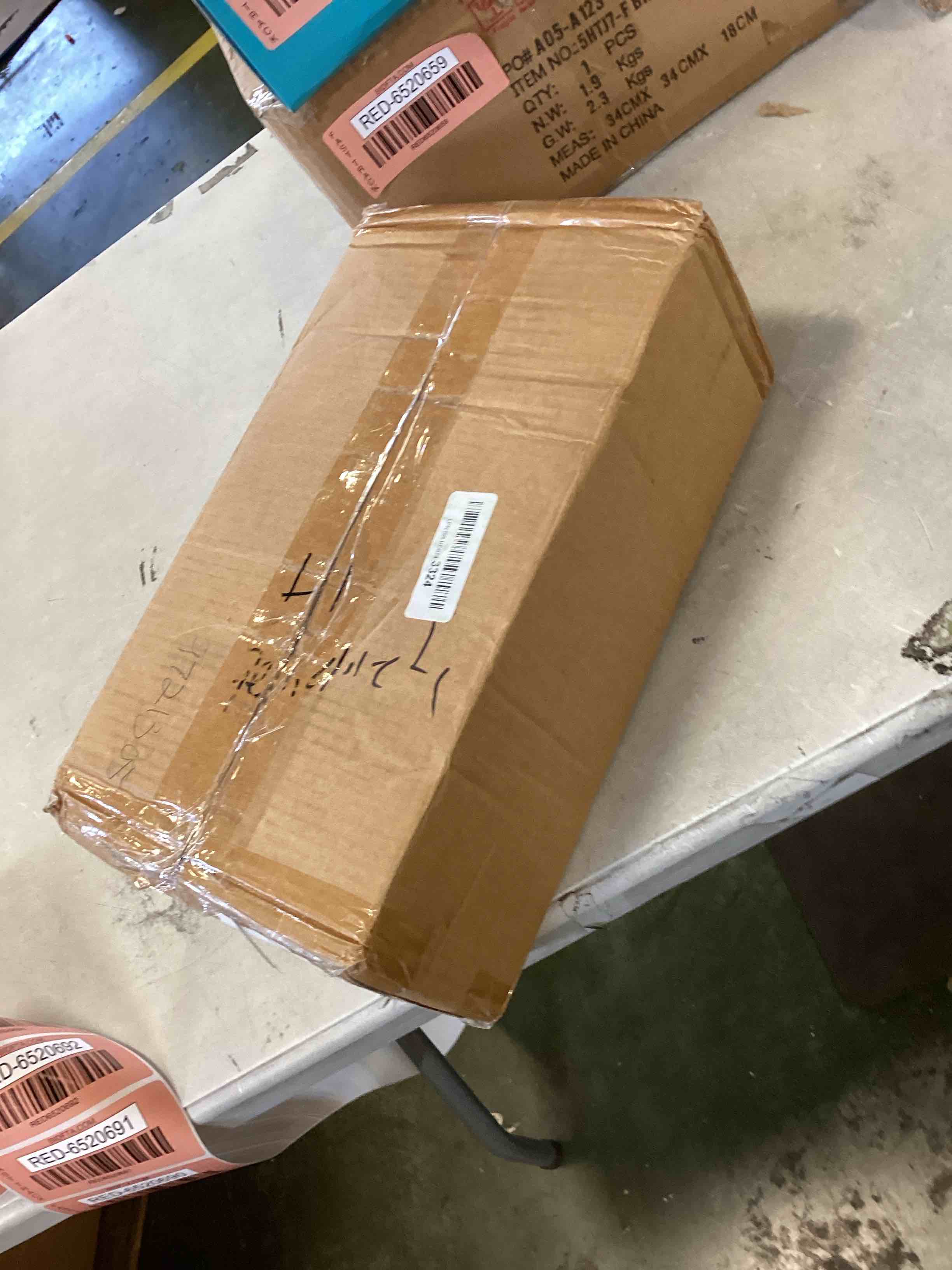 https://s3.amazonaws.com/lotting-images-prod/bidfta/RED6520658_1718394631339.jpeg
