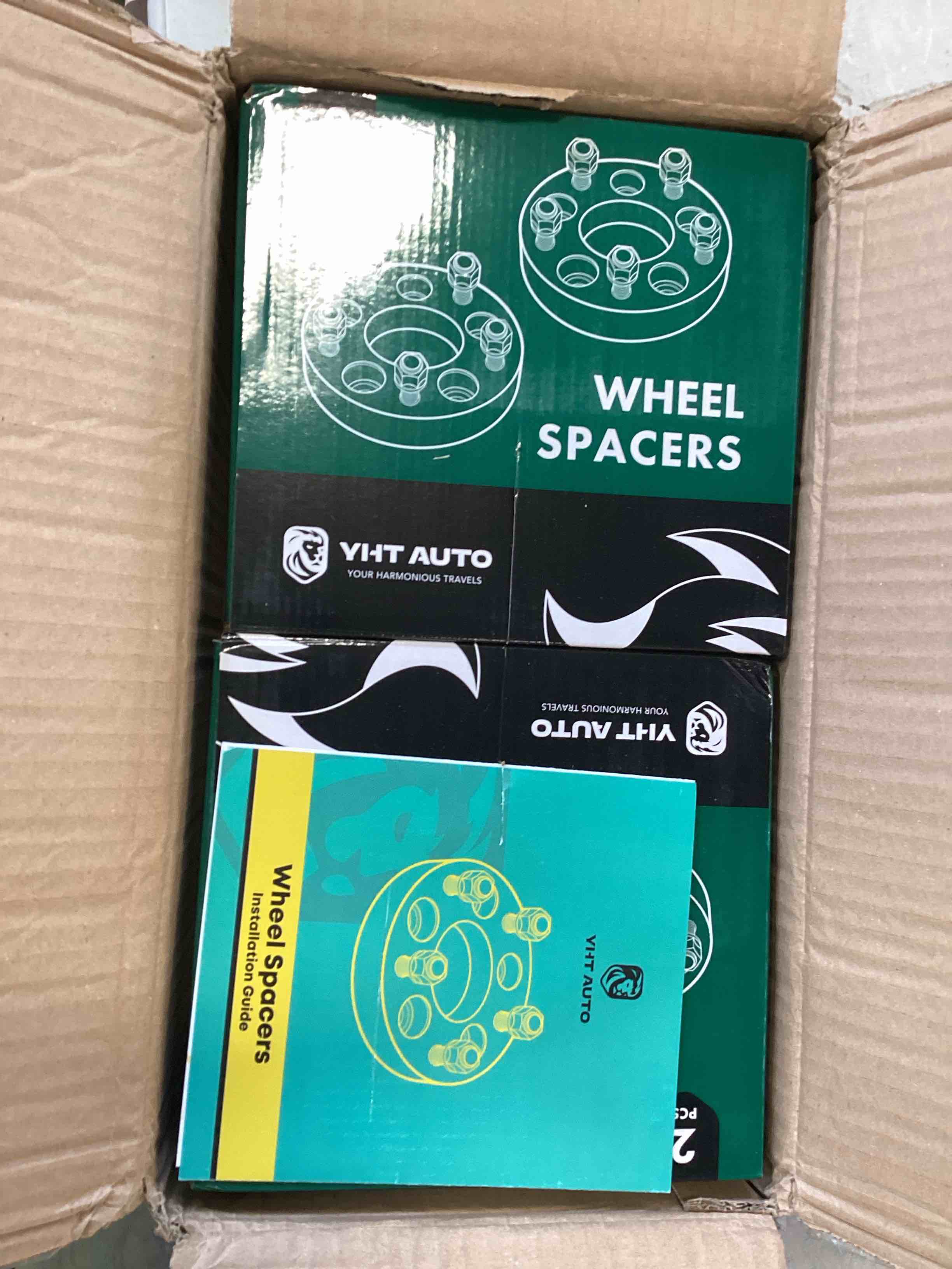 https://s3.amazonaws.com/lotting-images-prod/bidfta/RED6520658_1718394651003.jpeg