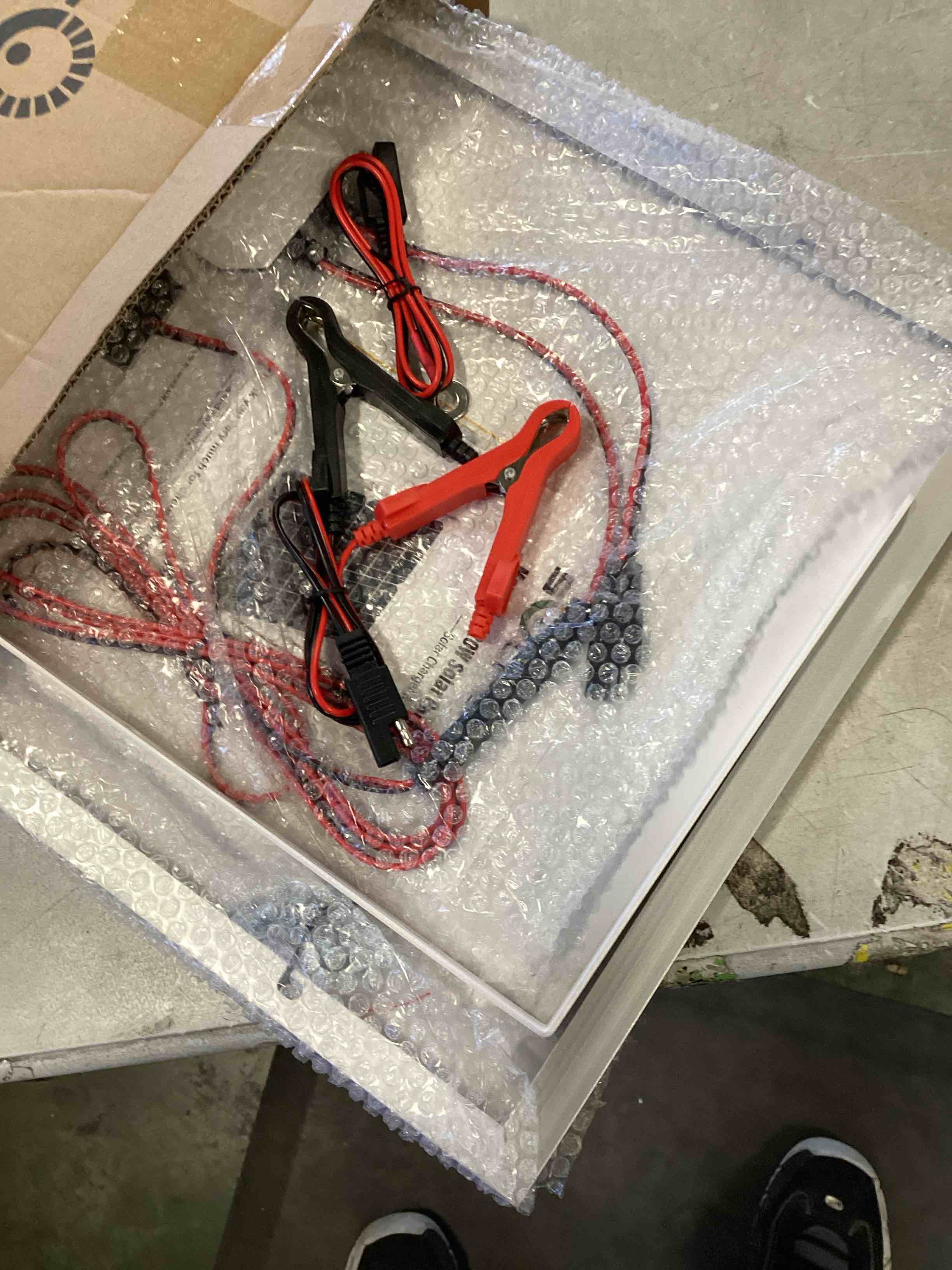 https://s3.amazonaws.com/lotting-images-prod/bidfta/RED6520915_1718466024521.jpeg