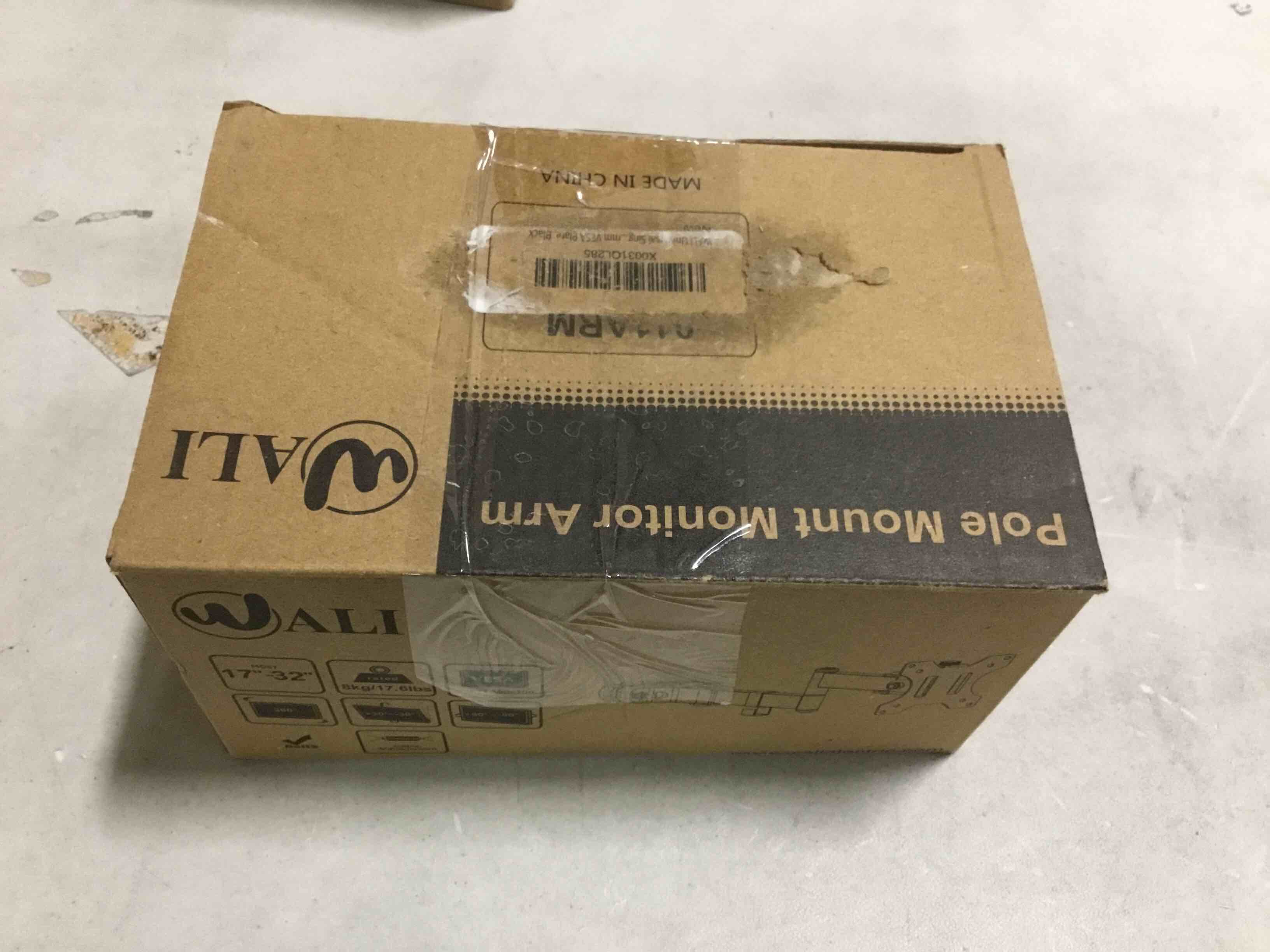 https://s3.amazonaws.com/lotting-images-prod/bidfta/RED6521169_1718020965712.jpeg