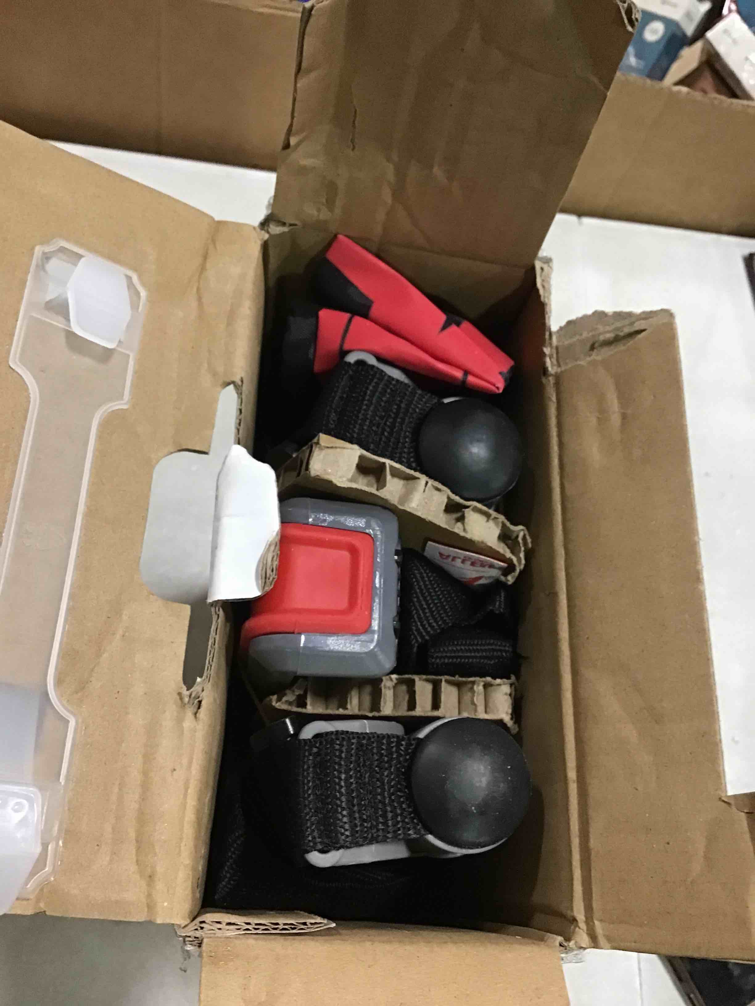 https://s3.amazonaws.com/lotting-images-prod/bidfta/RED6522059_1718300905024.jpeg