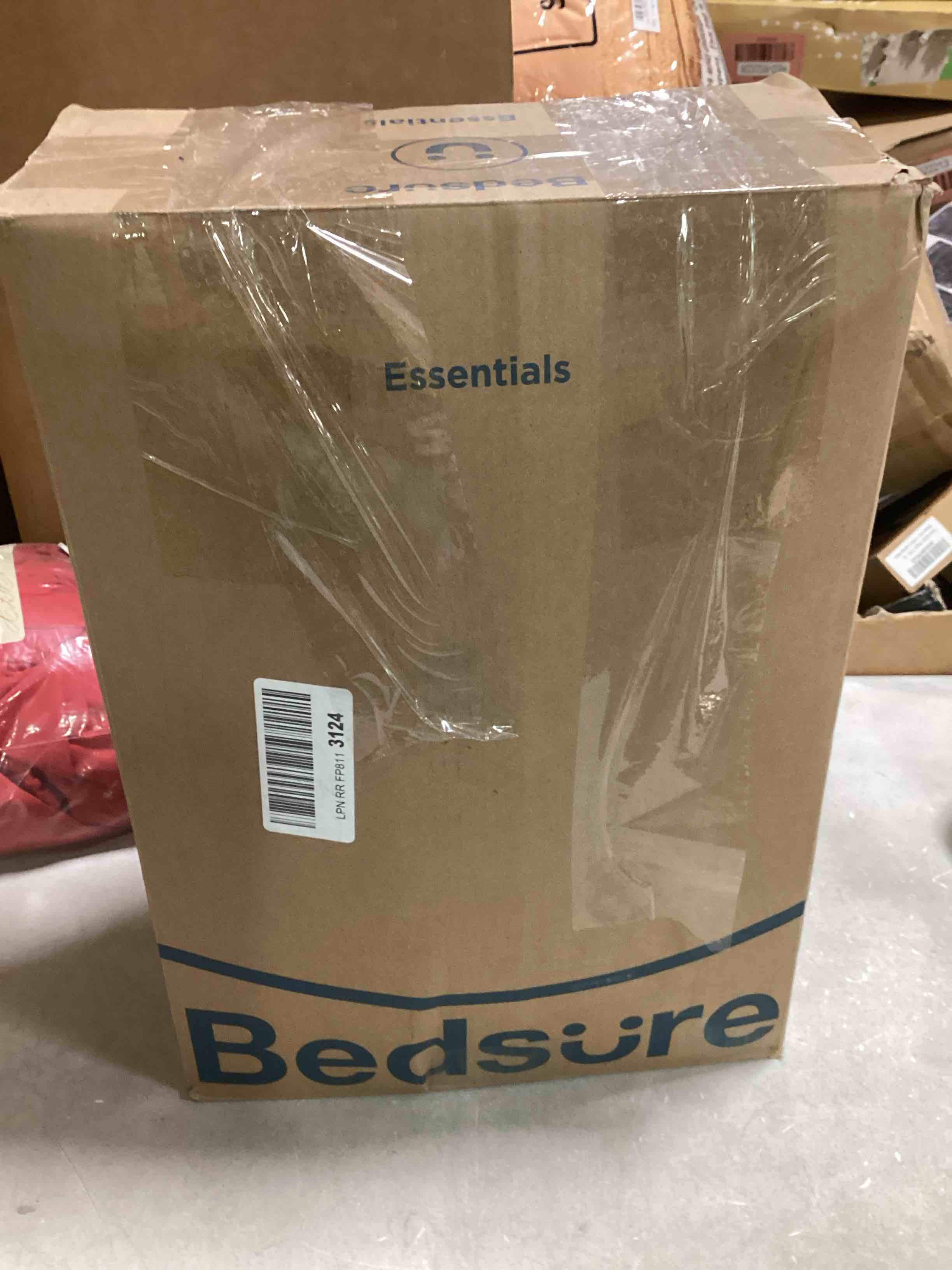 https://s3.amazonaws.com/lotting-images-prod/bidfta/RED6522233_1718371019313.jpeg