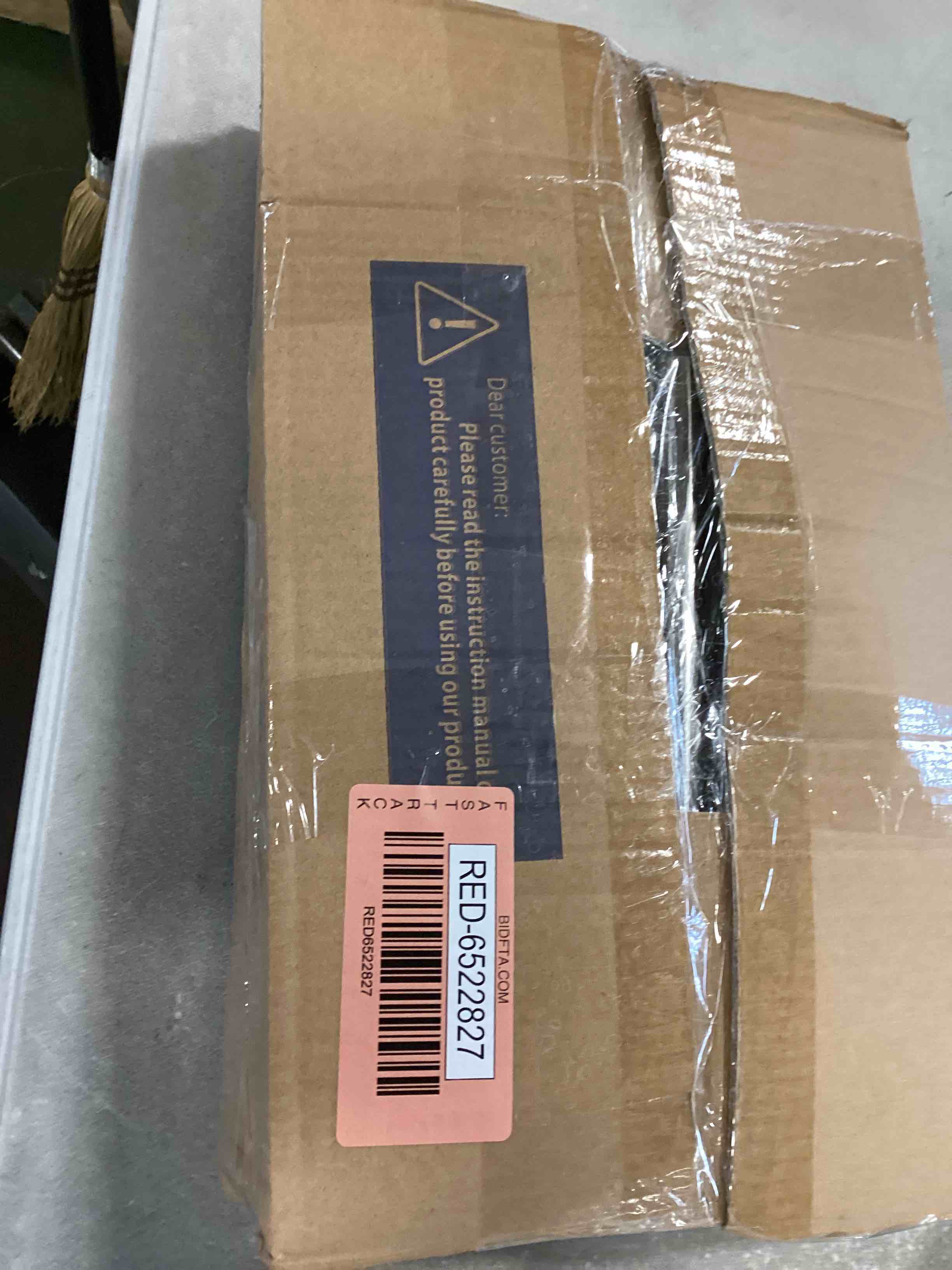 https://s3.amazonaws.com/lotting-images-prod/bidfta/RED6522827_1719414373905.jpeg