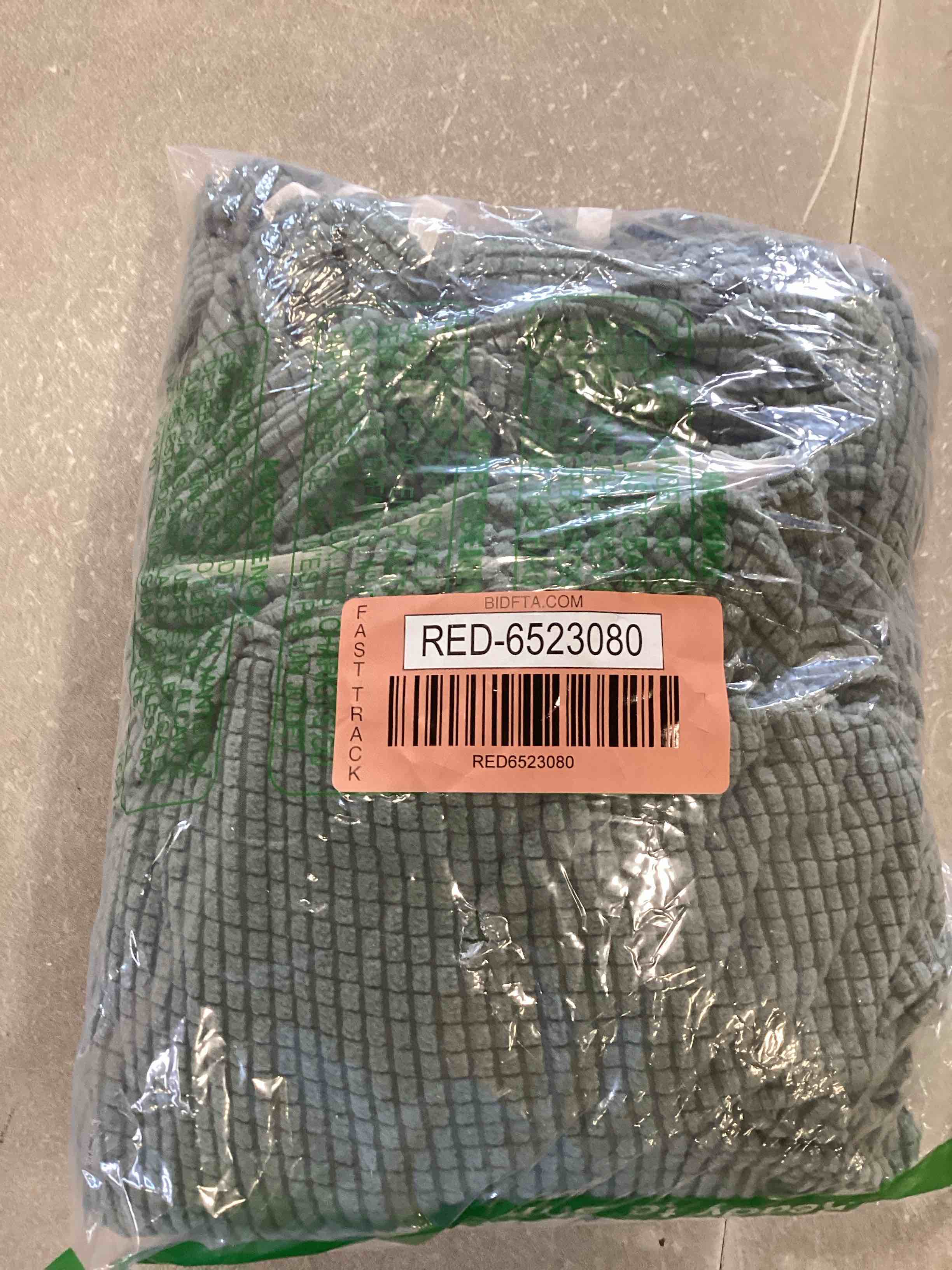 https://s3.amazonaws.com/lotting-images-prod/bidfta/RED6523080_1719580740721.jpeg